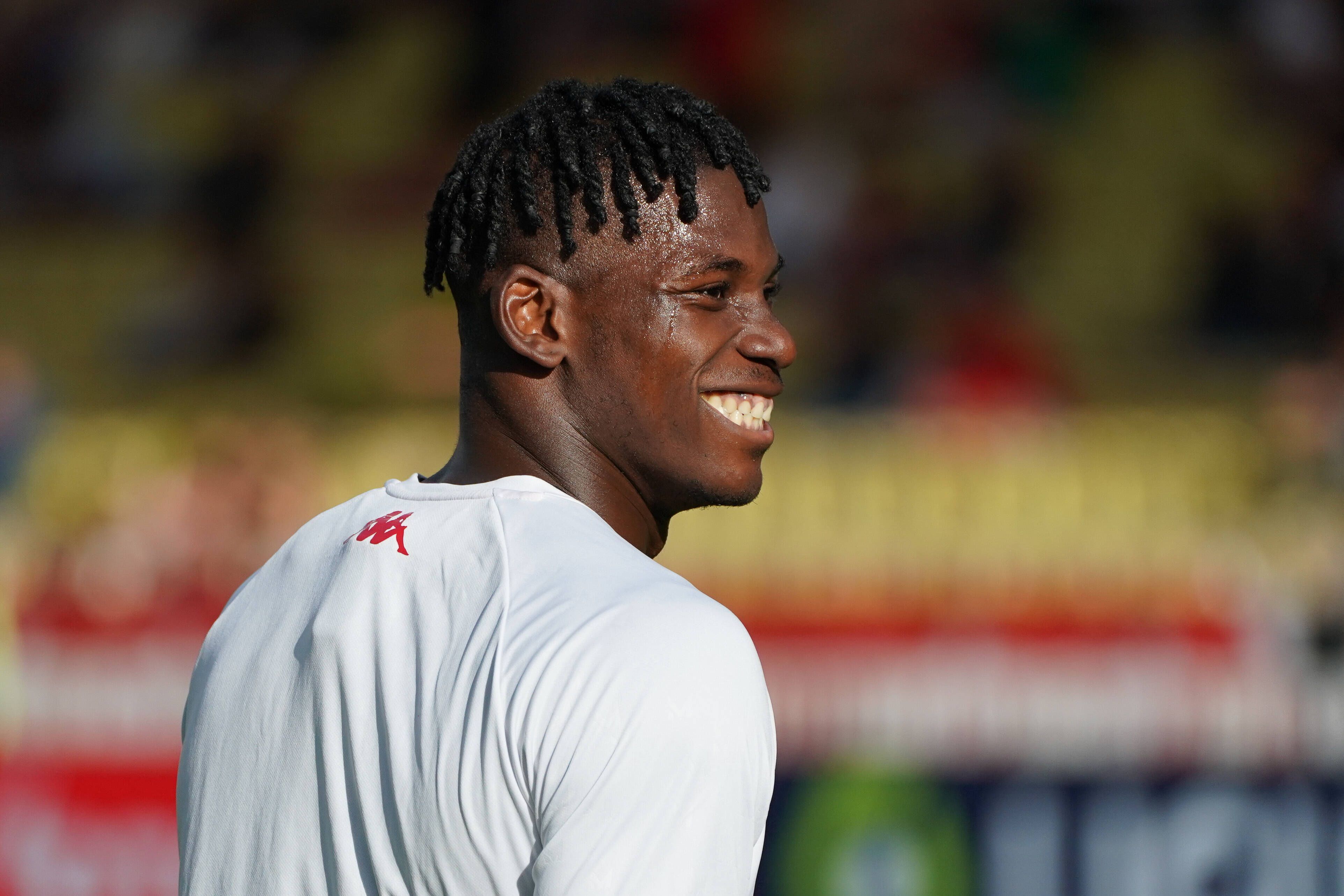 Breel Embolo hat der AS Monaco mit einem frühen Tor und einem Assists am Wochenende zum Sieg gegen den FC Nantes verholfen. Deshalb lacht er und freut sich.