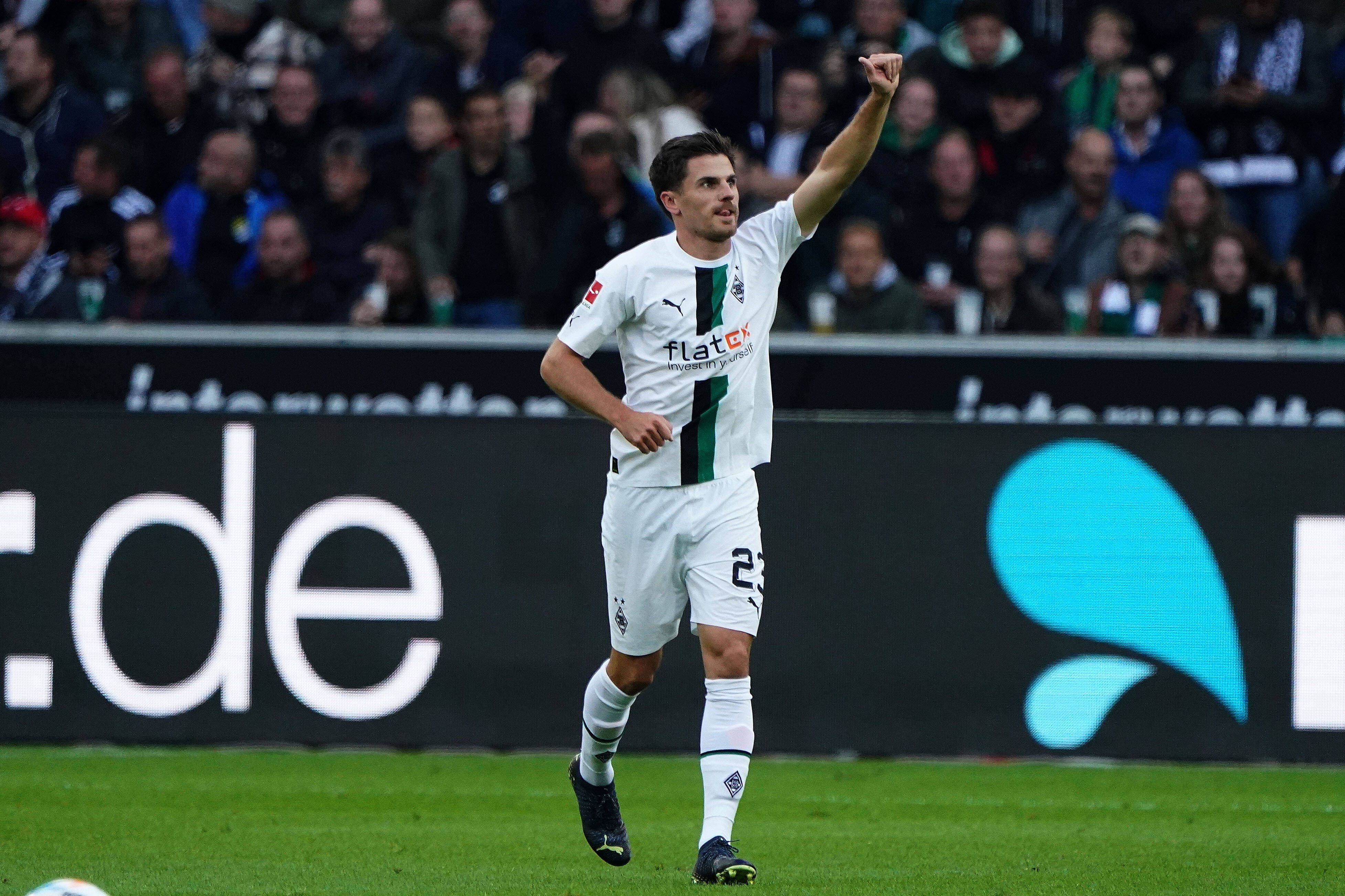 Torjubel von Jonas Hofmann, Profi von Borussia Mönchengladbach, im Bundesliga-Spiel gegen RB Leipzig am 17. September 2022.