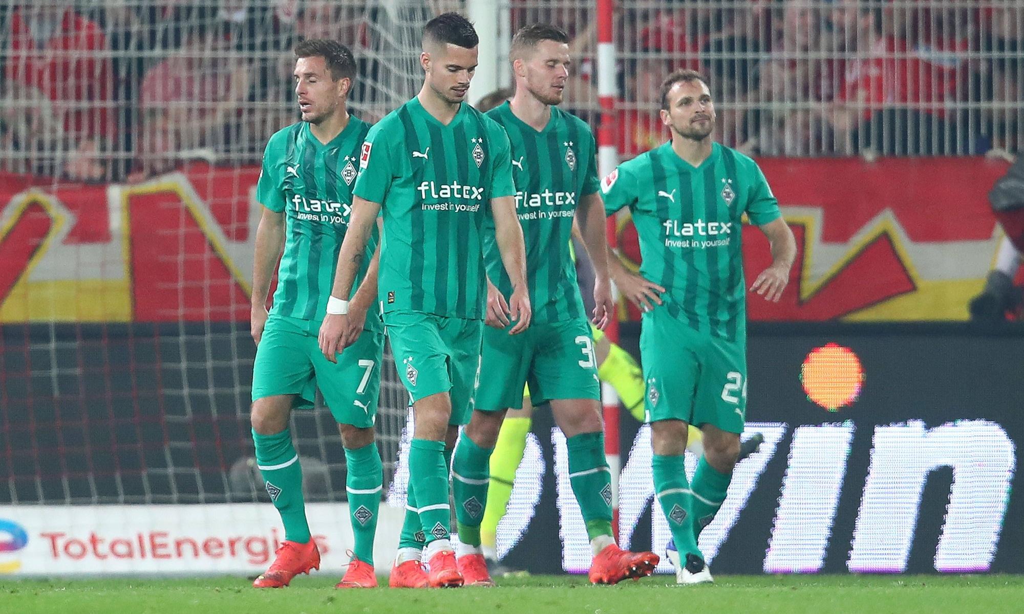 Die Enttäuschung ist groß bei den Spielern von Borussia Mönchengladbach nach der Niederlage bei Union Berlin am 30. Oktober 2022.