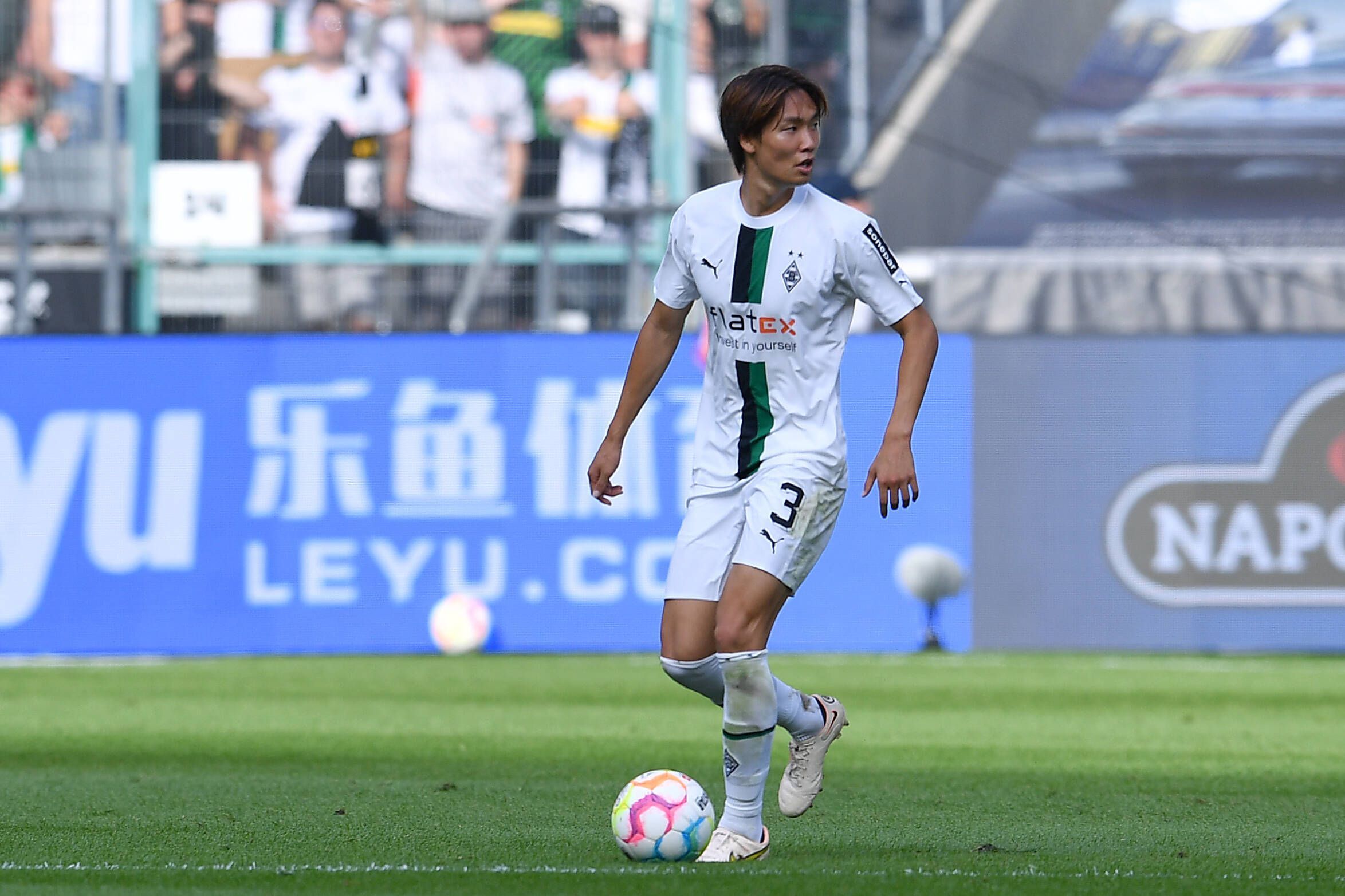 Ko Itakura, hier am 4. September 2022 beim Spiel zwischen Borussia Mönchengladbach und dem 1. FSV Mainz 05, soll nach überstandener Knieverletzung mit der japanischen Nationalmannschaft bei der WM in Katar antreten.