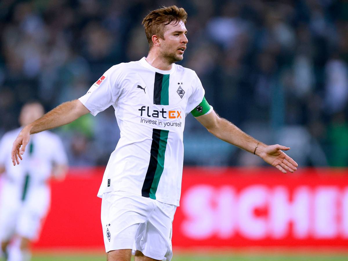 Christoph Kramer von Borussia Mönchengladbach überzeugt seit Wochen auf verschiedenen Positionen. Das Foto zeigt ihn beim Spiel gegen den VfB Stuttgart am Freitag (4. November 2022) im Borussia-Park.