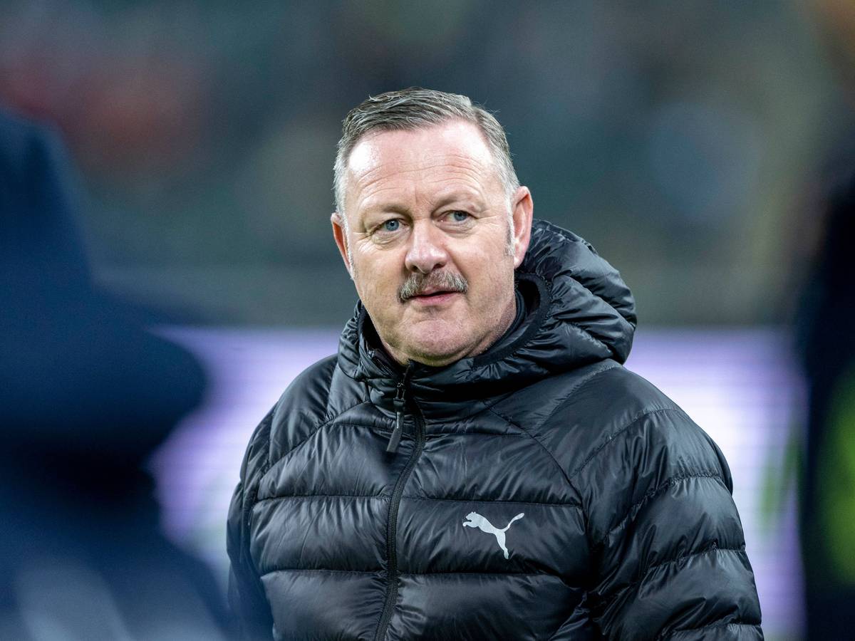 Roland Virkus, Sportdirektor von Fußball-Bundesligist Borussia Mönchengladbach. Dieses Foto zeigt den 55-Jährigen am 4. November 2022 im Borussia-Park.