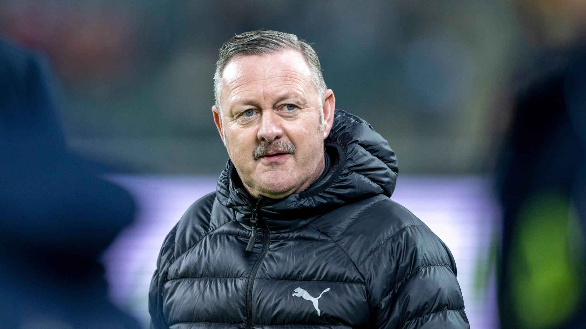 Roland Virkus, Sportdirektor von Fußball-Bundesligist Borussia Mönchengladbach. Dieses Foto zeigt den 55-Jährigen am 4. November 2022 im Borussia-Park.
