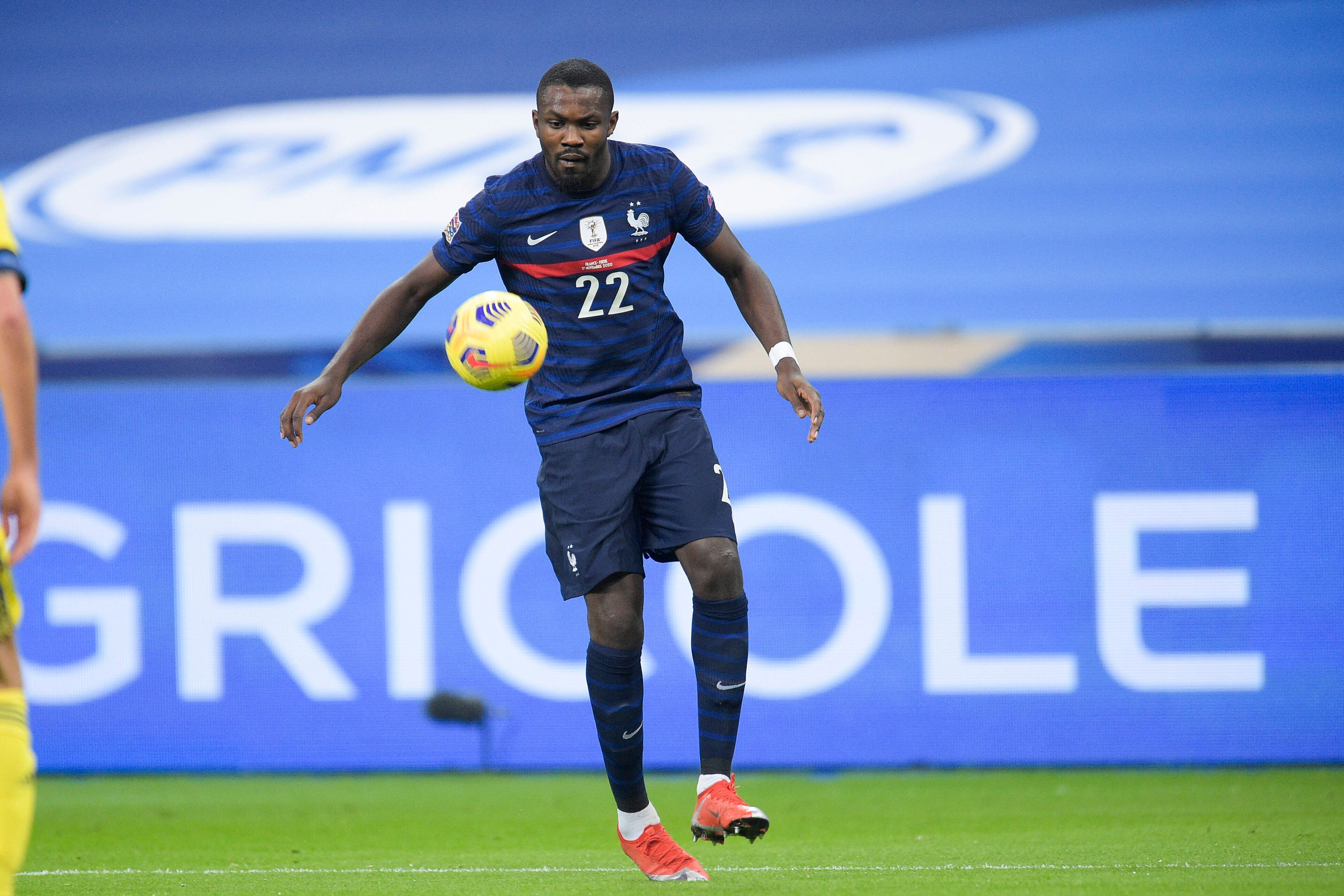Gladbach-Profi Marcus Thuram ist am Montag (14. November 2022) für die WM in Katar nominiert worden. Auf diesem Foto ist der Stürmer am 17. November 2020 im Länderspiel-Einsatz für Frankreich in Paris zu sehen. Thuram nimmt den Ball an.
