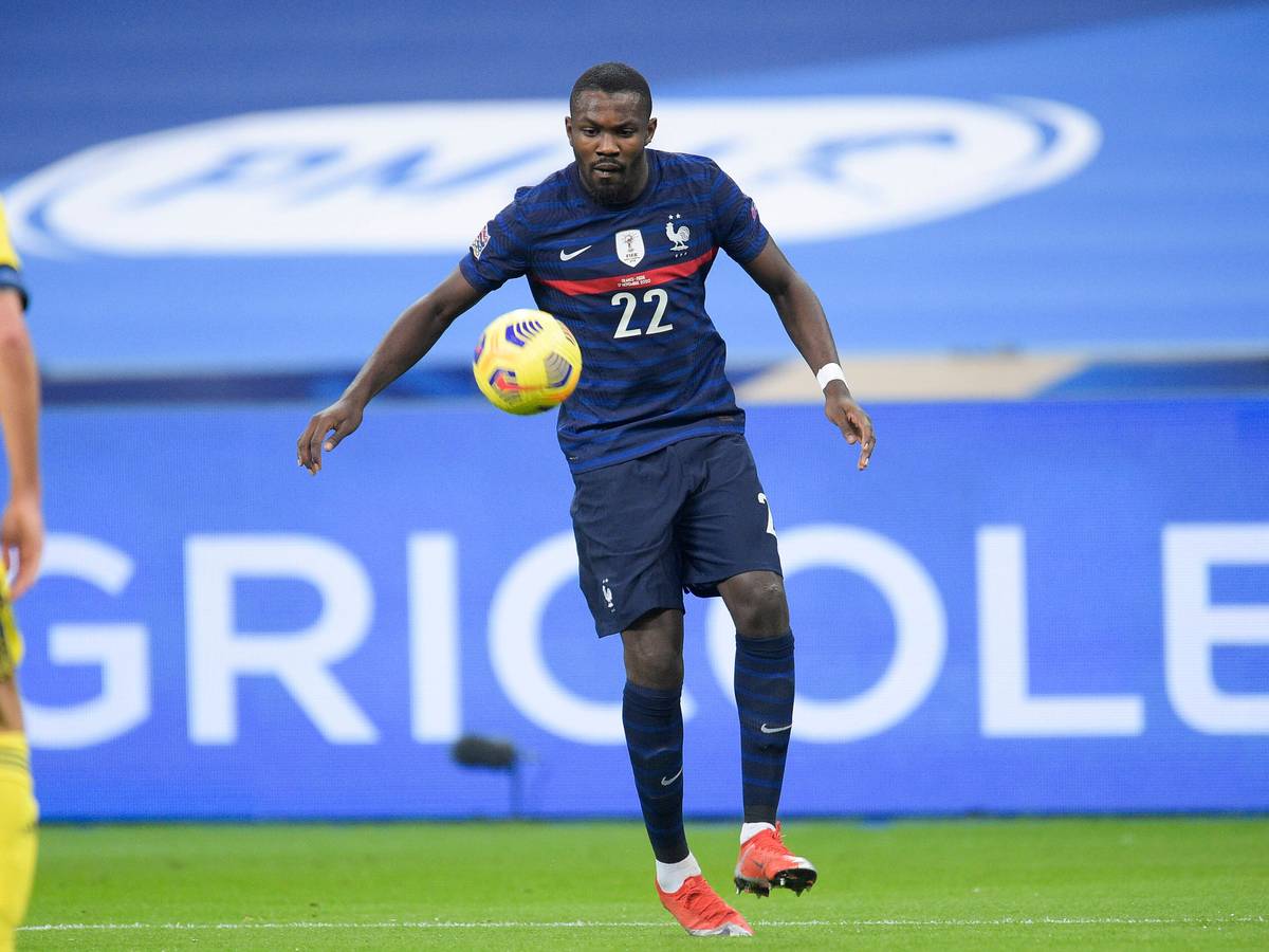 Gladbach-Profi Marcus Thuram ist am Montag (14. November 2022) für die WM in Katar nominiert worden. Auf diesem Foto ist der Stürmer am 17. November 2020 im Länderspiel-Einsatz für Frankreich in Paris zu sehen. Thuram nimmt den Ball an.