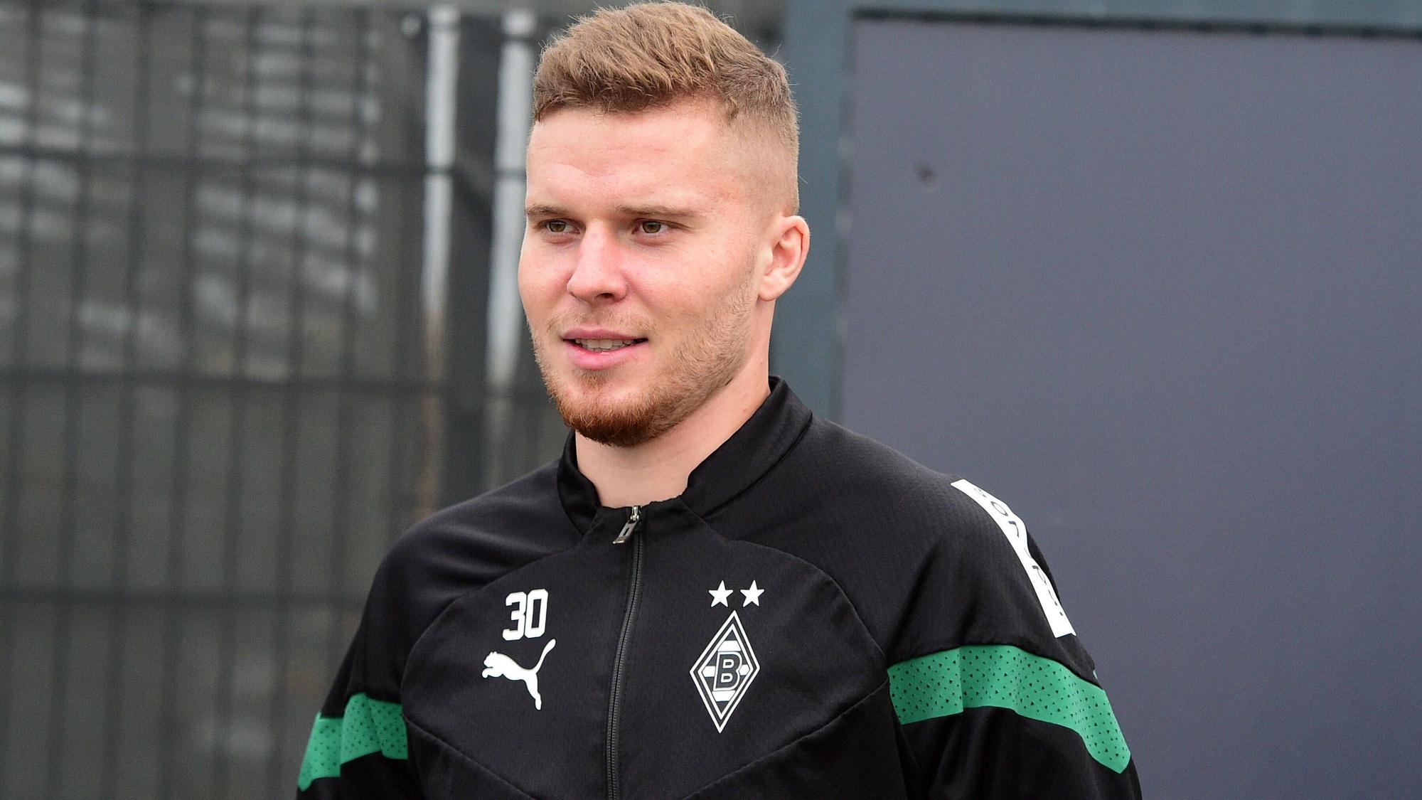Nico Elvedi, Verteidiger von Borussia Mönchengladbach, am 28. Dezember 2022 bei einer Trainingseinheit im Borussia-Park.