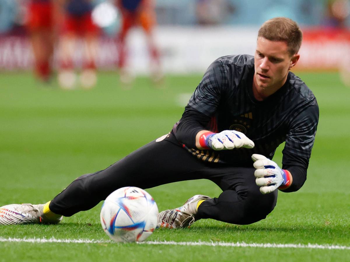 Marc-André ter Stegen, Ex-Keeper von Borussia Mönchengladbach, beim Aufwärmen während der Weltmeisterschaft am 27. November 2022.