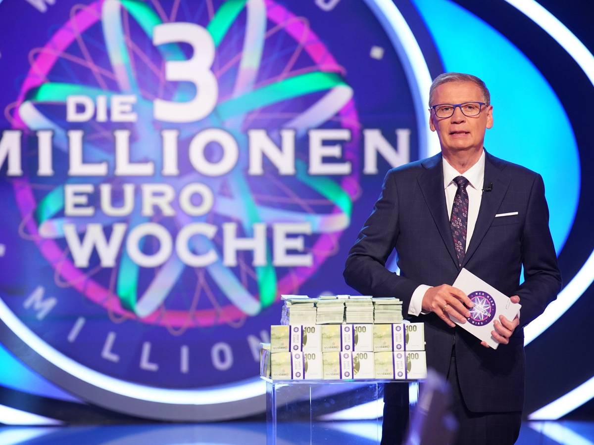 Moderator Günther Jauch bei der TV-Show „Wer wird Millionär“ des Senders „RTL“, hier zu sehen am 2. Januar 2023.