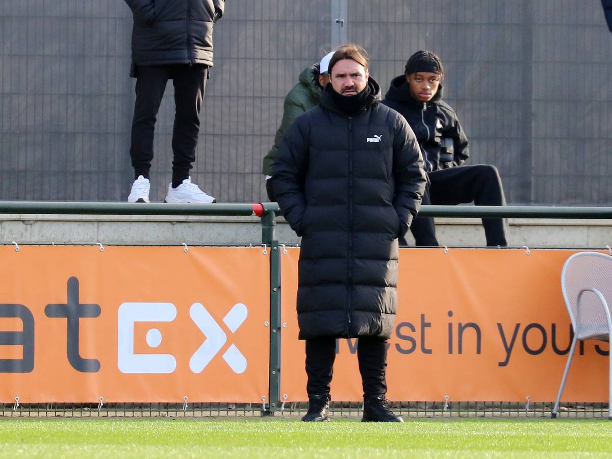 Trainer Daniel Farke beim Testspiel zwischen Borussia Mönchengladbach und dem VfB Oldenburg am Samstag (7. Januar 2023).