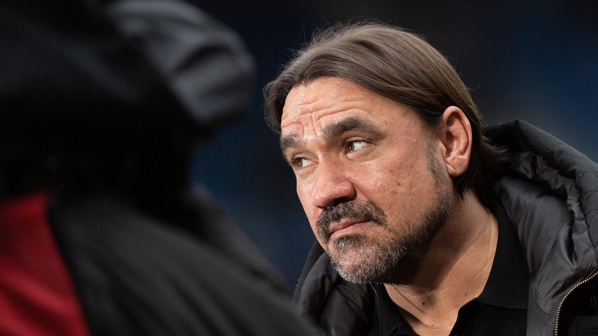 Daniel Farke, Trainer von Borussia Mönchengladbach, steht vor dem Bundesliga-Spiel bei der TSG Hoffenheim am 28. Januar 2023 am Spielfeldrand.