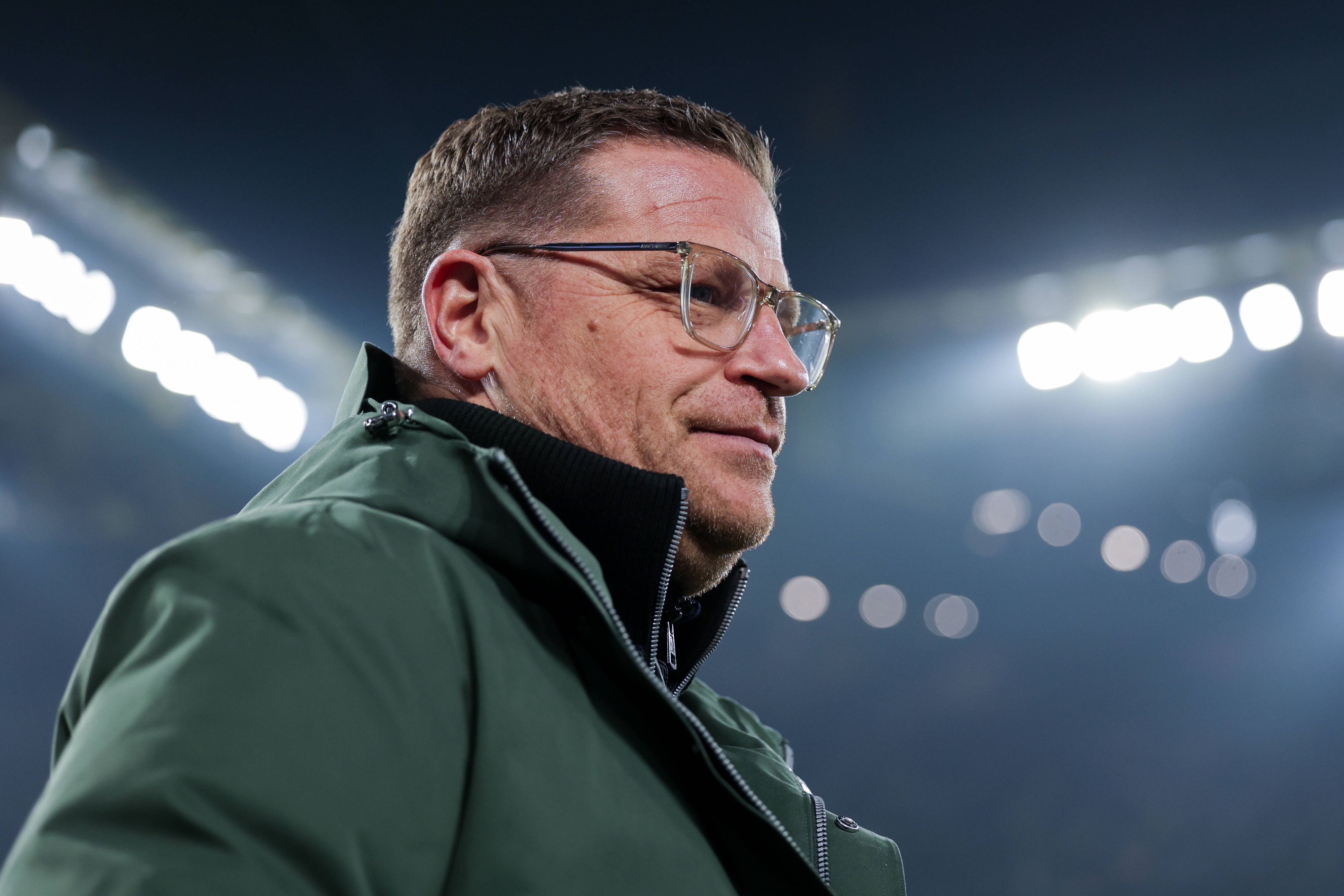 Max Eberl, Ex-Manager von Borussia Mönchengladbach, trifft am Samstag (11. März 2023/15.30 Uhr) mit seinem neuen Klub RB Leipzig auf seinen ehemaligen Arbeitgeber. Das Foto zeigt den 49-Jährigen am 3. März beim Bundesliga-Spiel gegen Borussia Dortmund im Signal Iduna Park.