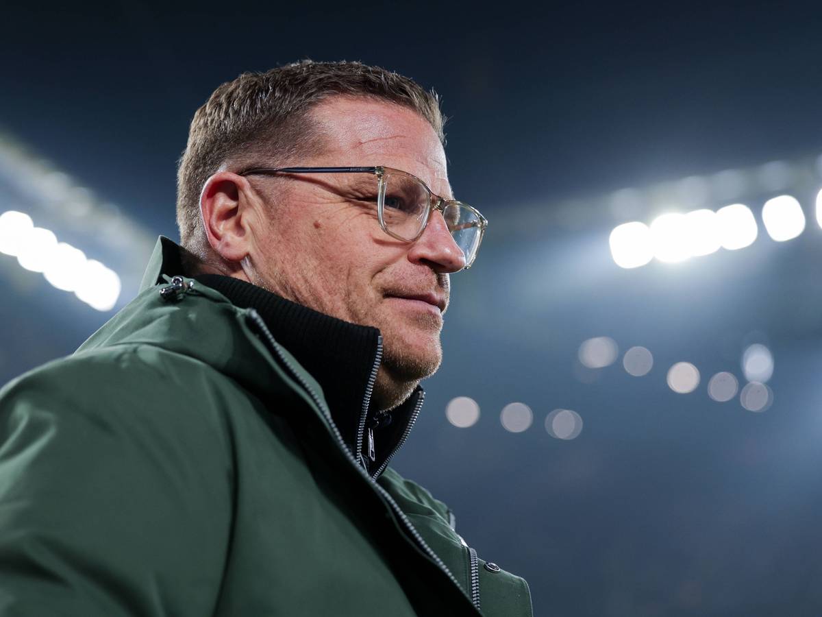 Max Eberl, Ex-Manager von Borussia Mönchengladbach, trifft am Samstag (11. März 2023/15.30 Uhr) mit seinem neuen Klub RB Leipzig auf seinen ehemaligen Arbeitgeber. Das Foto zeigt den 49-Jährigen am 3. März beim Bundesliga-Spiel gegen Borussia Dortmund im Signal Iduna Park.