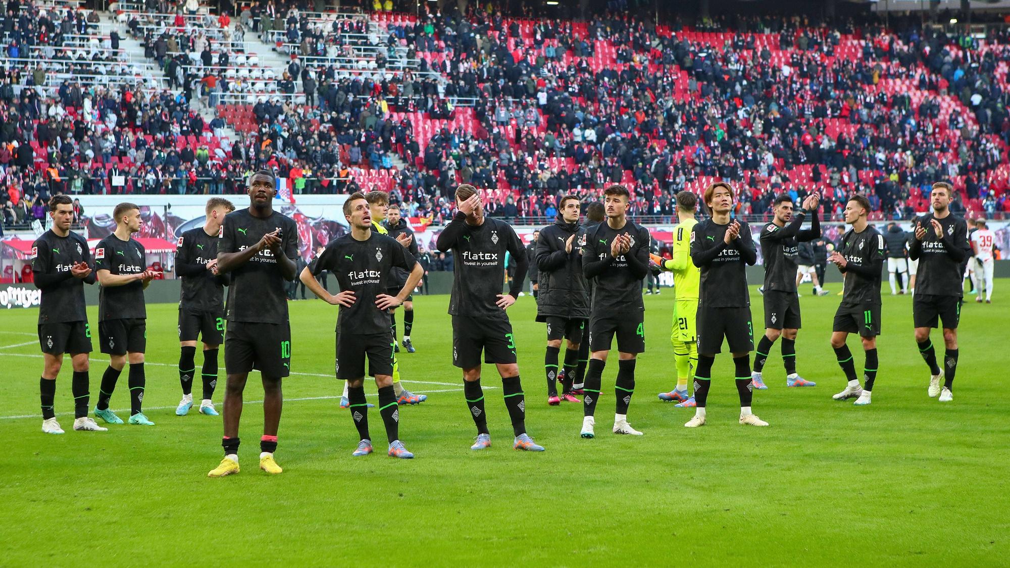 Borussia Mönchengladbach hat am Samstag (11. März 2023) im Bundesliga-Duell bei RB Leipzig 0:3 verloren. GladbachLIVE sucht dennoch den „Borussia-Spieler des Spiels“. Stimmen Sie jetzt ab!