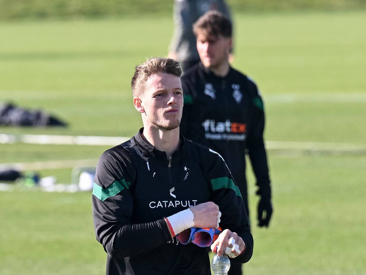 Jonas Omlin beim Training von Borussia Mönchengladbach.