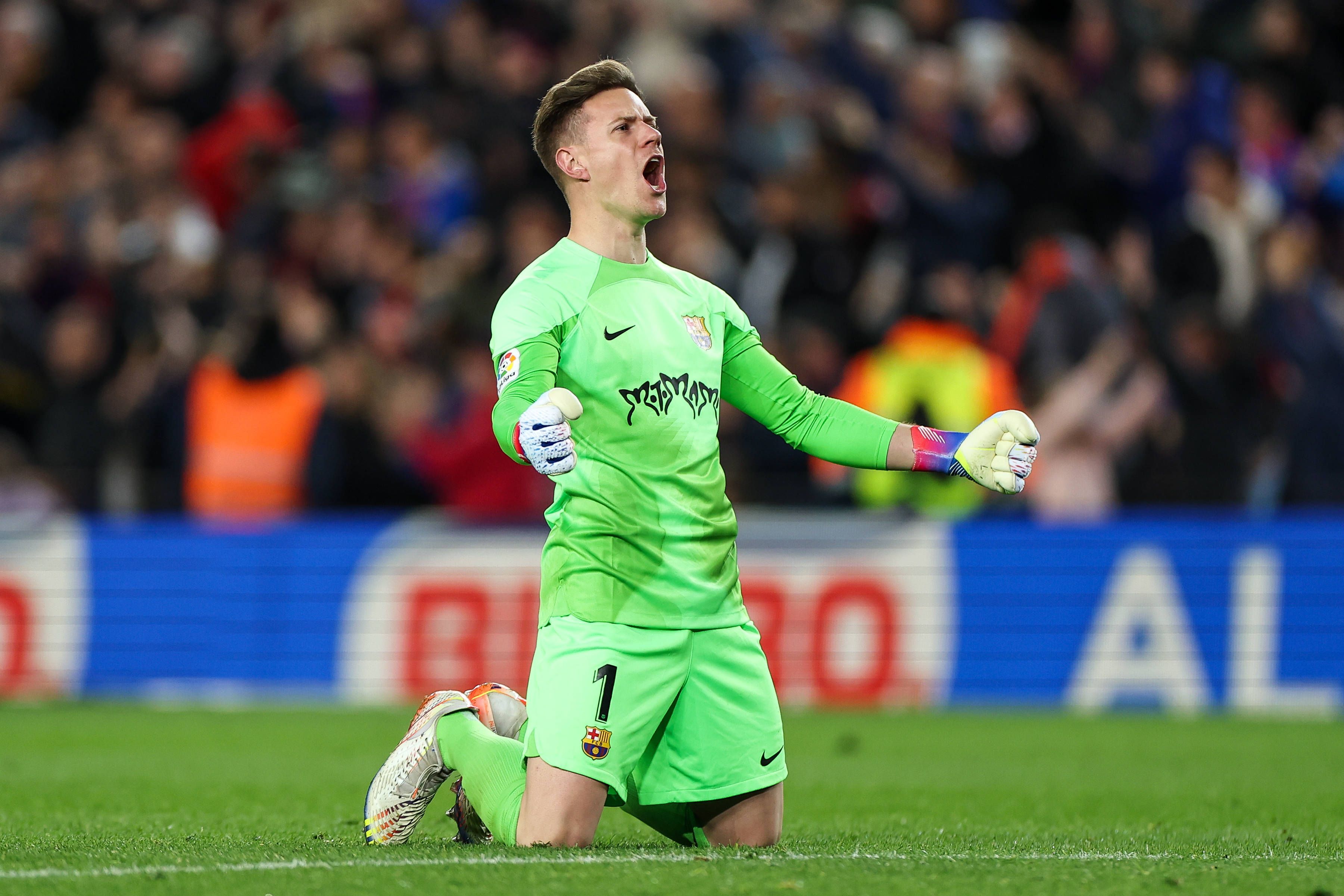 Marc Andre ter Stegen, Keeper des FC Barcelona und Ex-Torhüter von Borussia Mönchengladbach, hat am Sonntag (19. März 2023) einen wichtigen Sieg gegen Liga-Rivale Real Madrid gefeiert.