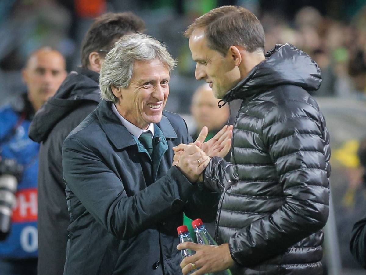 Zwei Trainer, die Julian Weigl bestens kennen: Jorge Jesus (l.) und Thomas Tuchel am 11. Februar 2016. Offenbar ist Jesus nun daran interessiert, den Mittelfeld-Strategen von Borussia Mönchengladbach zu sich zu ziehen.