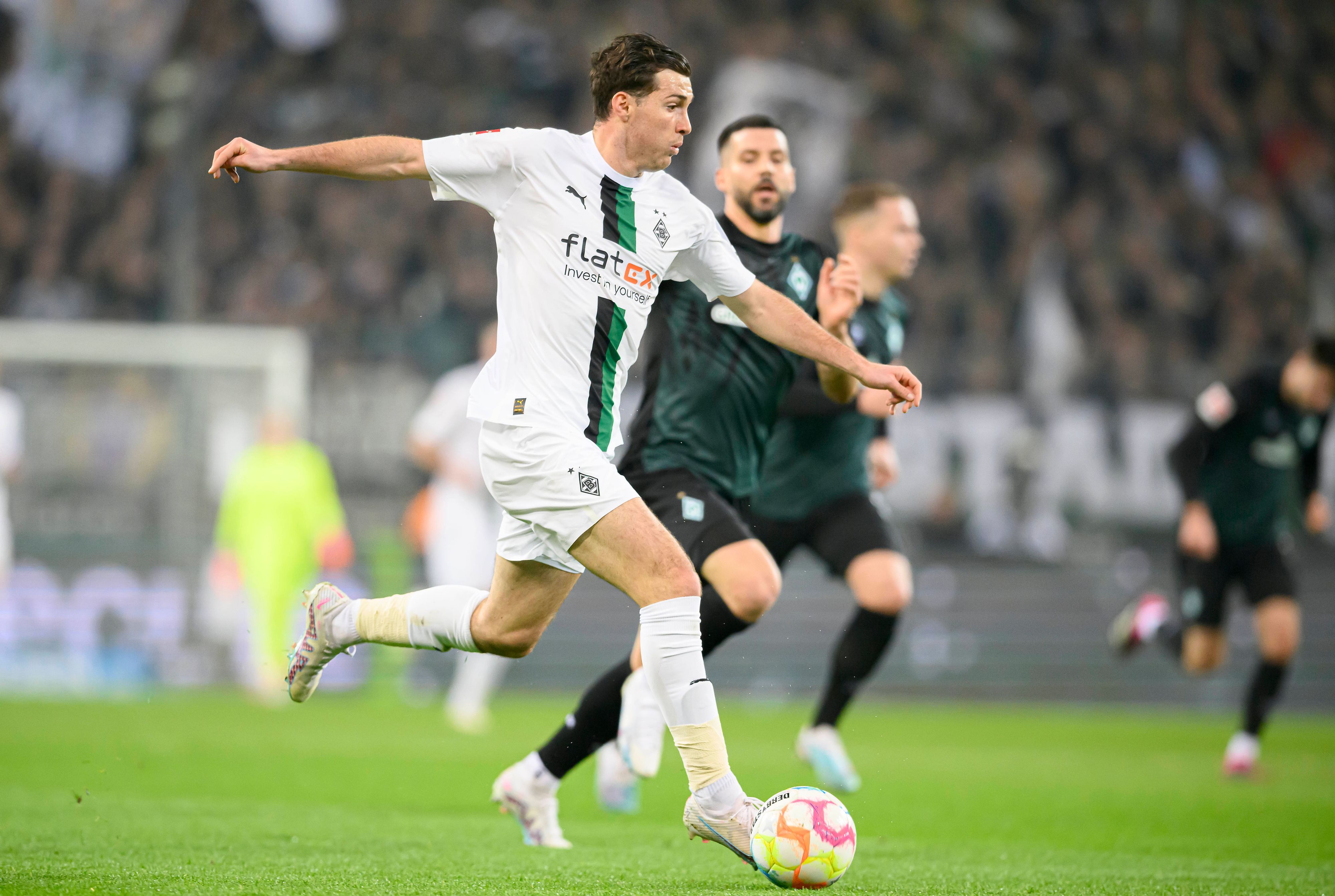Joe Scally von Borussia Mönchengladbach, hier am 17. März 2023 beim Spiel gegen den SV Werder Bremen, soll mehrere Klubs auf sich aufmerksam gemacht haben.