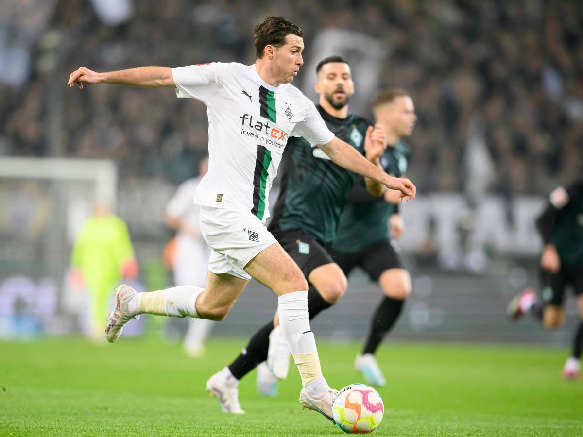 Joe Scally von Borussia Mönchengladbach, hier am 17. März 2023 beim Spiel gegen den SV Werder Bremen, soll mehrere Klubs auf sich aufmerksam gemacht haben.