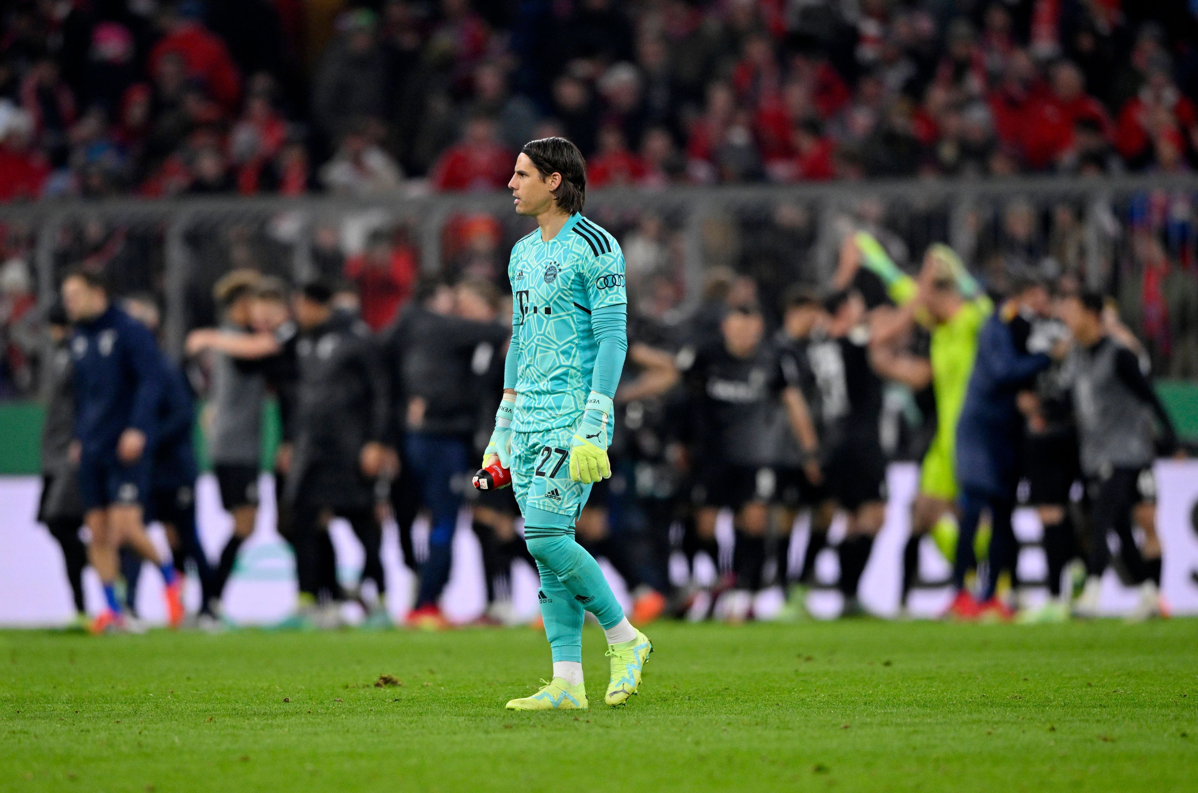 Yann Sommer, ehemaliger Torwart von Borussia Mönchengladbach, ist nach dem Ausscheiden des FC Bayern München aus dem DFB-Pokal (4. April 2023) gegen den SC Freiburg enttäuscht.