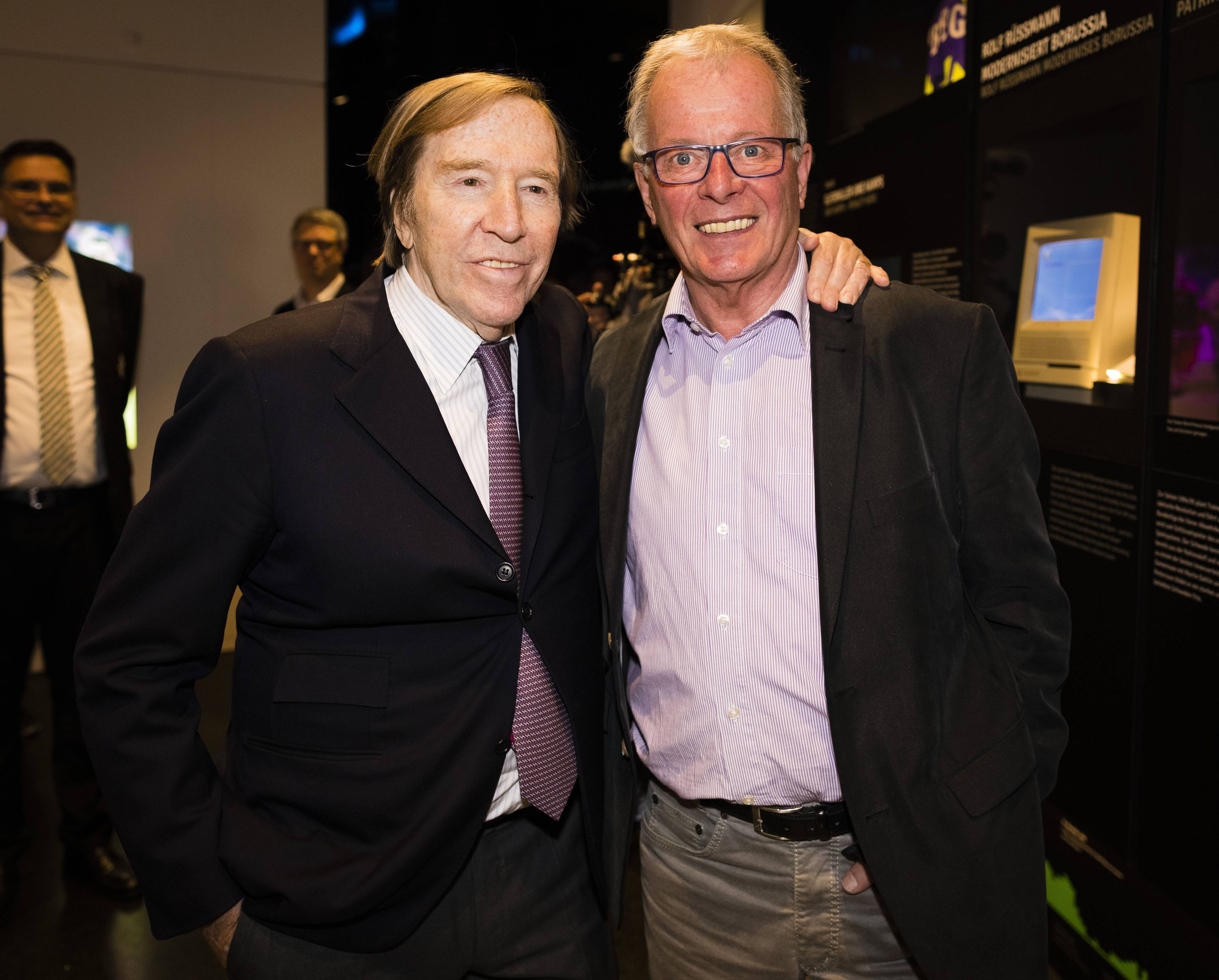 Günter Netzer und Herbert „Hacki“ Wimmer, hier am 3. Mai 2019 bei der Eröffnung der Fohlenwelt, wurden auf der Mitgliederversammlung von Borussia Mönchengladbach am Montag (17. April 2023) zu Ehrenmitgliedern ernannt.