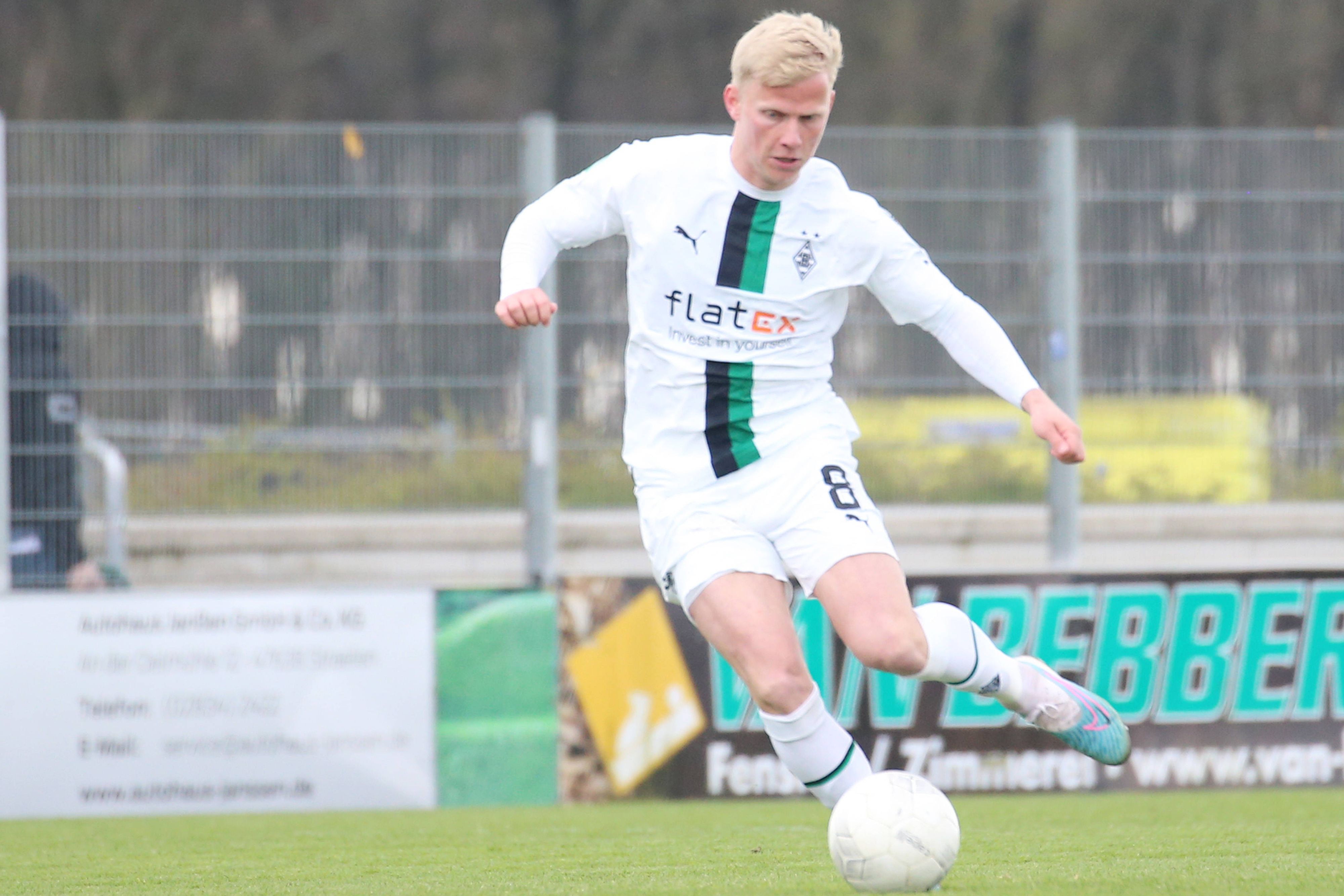 Per Lockl, hier am 15. April 2023 beim Spiel gegen den SV Straelen in der Regionalliga West.
