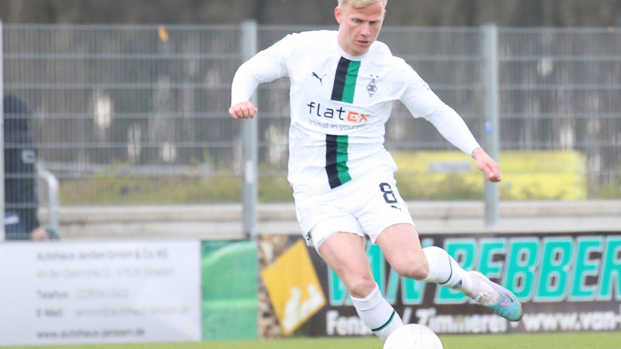 Per Lockl, hier am 15. April 2023 beim Spiel gegen den SV Straelen in der Regionalliga West.