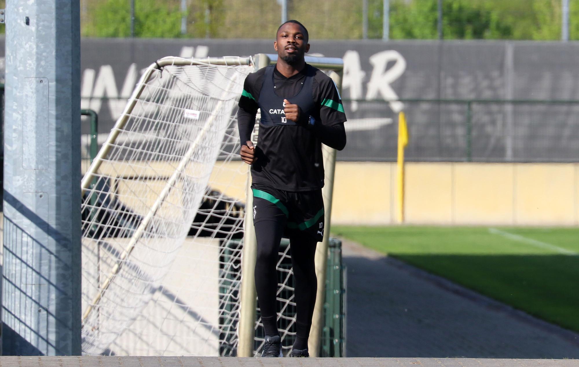 Marcus Thuram von Borussia Mönchengladbach beim individuellen Lauftraining auf den Trainingsplätzen im Borussia-Park am 2. Mai 2023.