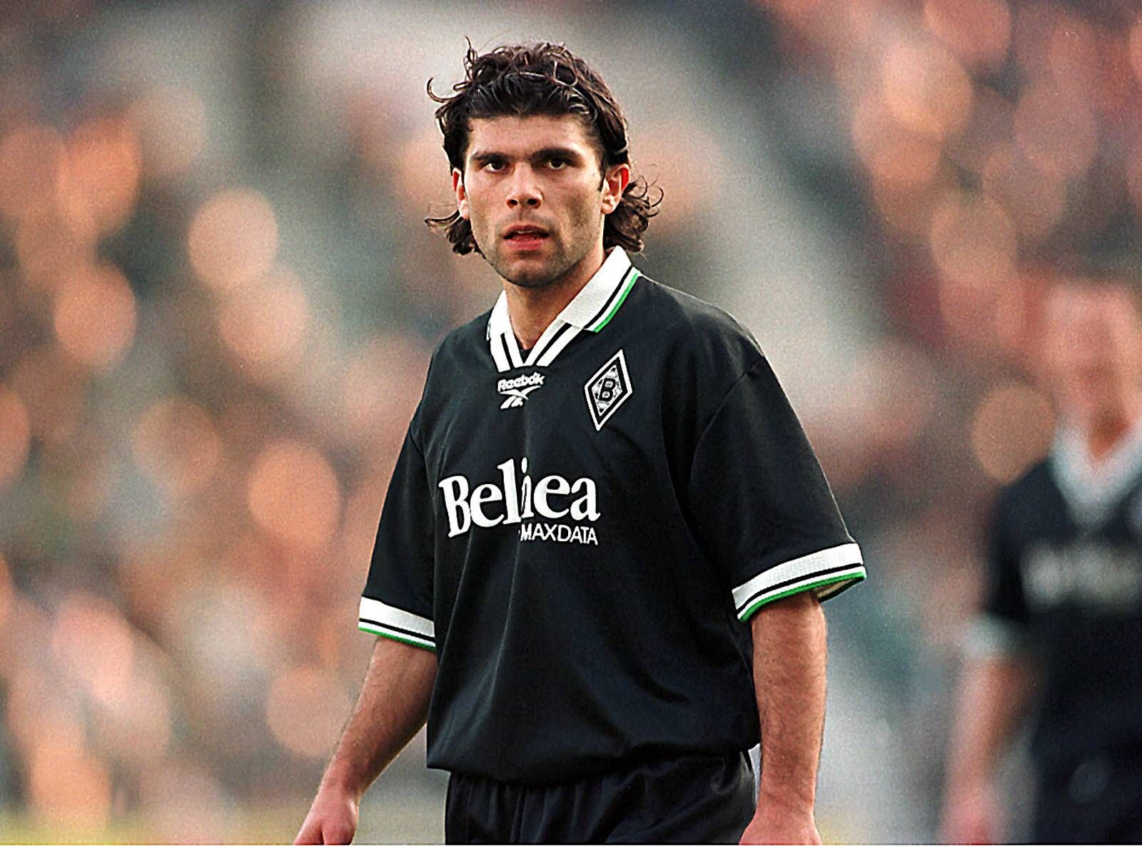 Der ehemalige Gladbach-Profi Chrissovalantis Anagnostou, hier zu sehen am 14. Februar 1998 im Bochumer Ruhrstadion.