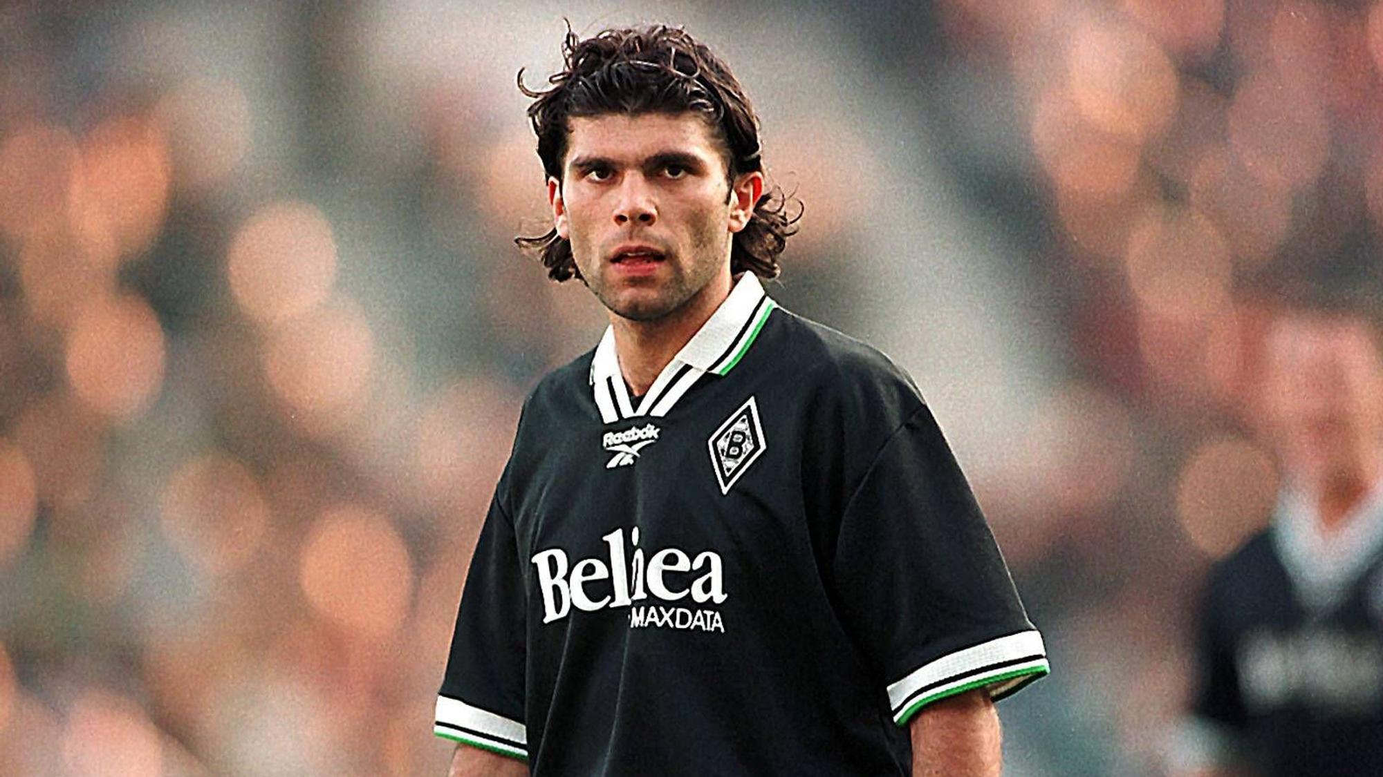Der ehemalige Gladbach-Profi Chrissovalantis Anagnostou, hier zu sehen am 14. Februar 1998 im Bochumer Ruhrstadion.