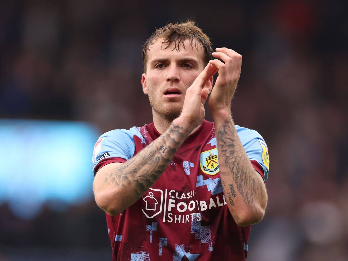 Jordan Beyer, Eigengewächs von Borussia Mönchengladbach, wechselt fix zum FC Burnely. Das steht seit Mittwoch (10. Mai 2023) fest. Das Foto zeigt den Verteidiger am 22. April nach dem Spiel gegen die Queens Park Rangers.