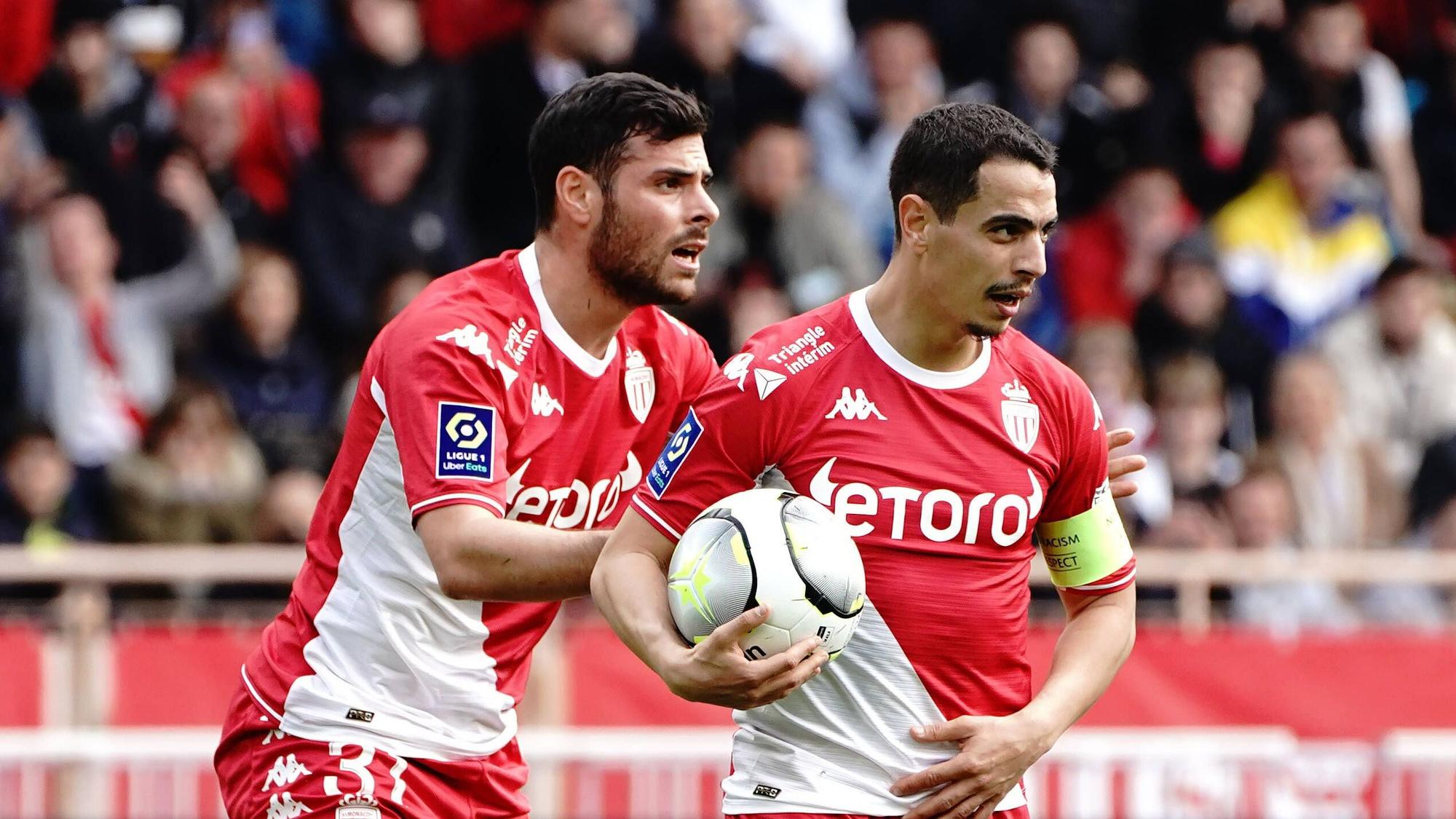Kevin Volland (l.) mit Wissam Ben Yedder während des Spiels AS Monaco gegen Paris Saint-Germain am 20. März 2022.