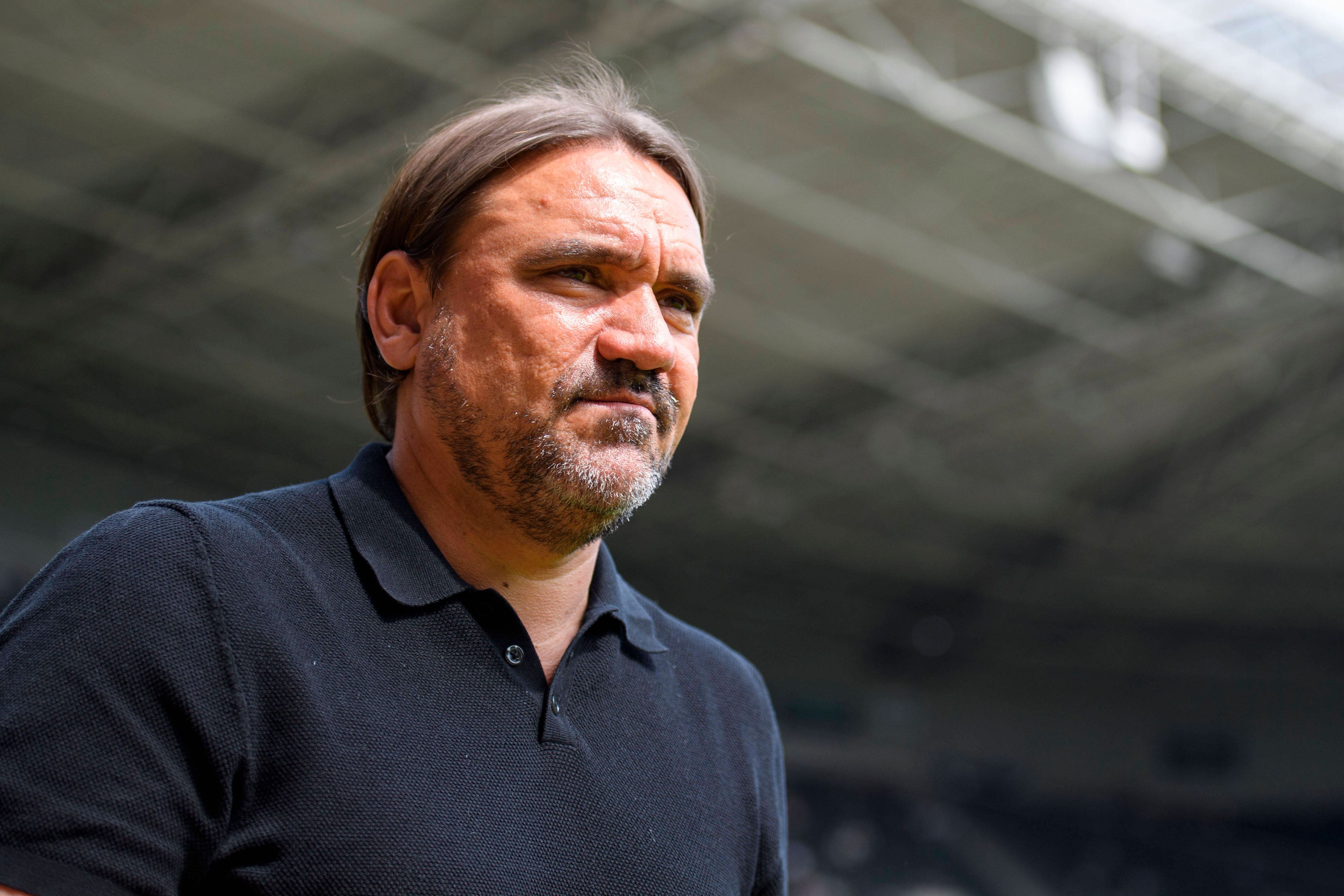 Daniel Farke, Trainer von Borussia Mönchengladbach, tritt am Samstag (13. Mai 2023/18.30) mit seinem Team in der Bundesliga bei Borussia Dortmund an. Im Falle eines Sieges könnten die Fohlen dem BVB die Meisterschaftsträume verderben. Das Foto zeigt Farke am 6. Mai beim Spiel gegen den VfL Bochum im Borussia-Park.