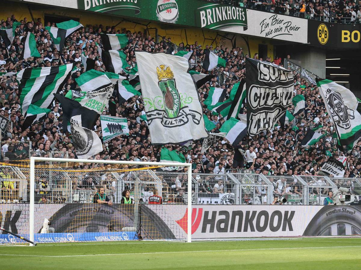 Die mitgereisten Fans von Borussia Mönchengladbach sahen am Samstag (13. Mai 2023) eine 2:5-Niederlage gegen Borussia Dortmund.
