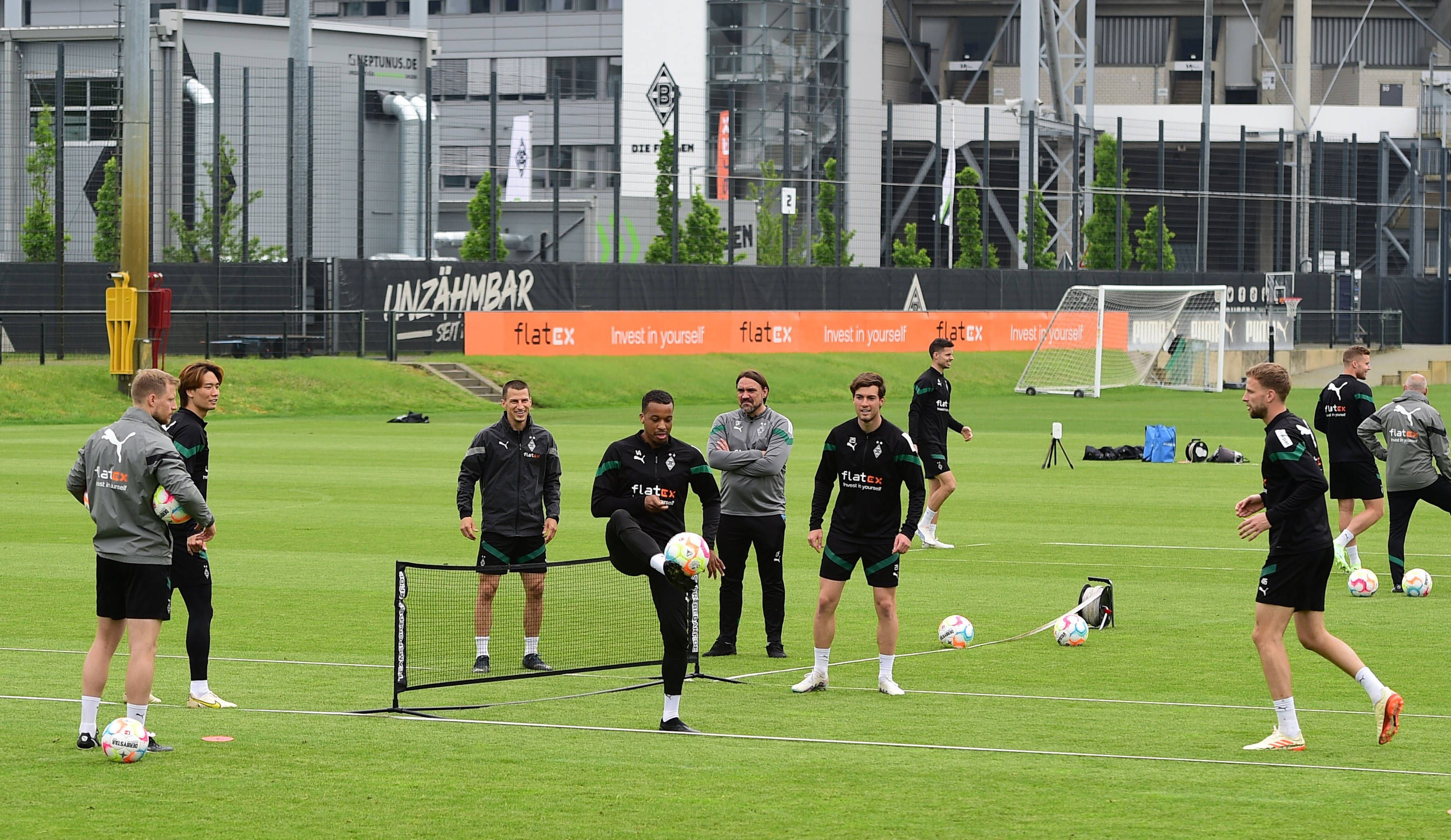 Das Team von Borussia Mönchengladbach, hier bei einer Trainingseinheit am 11. Mai 2023, bereiten sich in dieser Woche auf das Auswärtsspiel bei Bayer 04 Leverkusen vor.