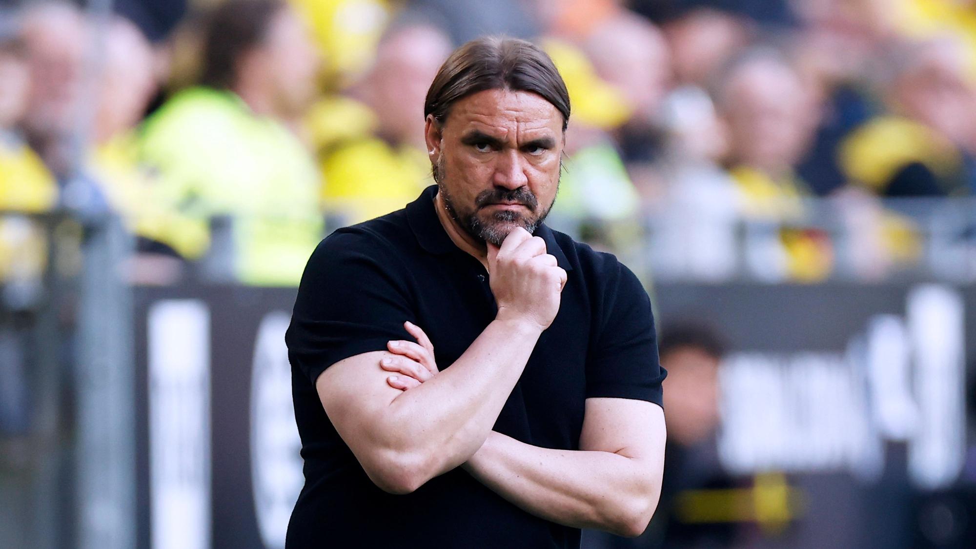 Trainer Daniel Farke von Borussia Mönchengladbach, hier während der 2:5-Niederlage bei Borussia Dortmund am 13. Mai 2023, hat den Rückhalt vieler Fans verloren.