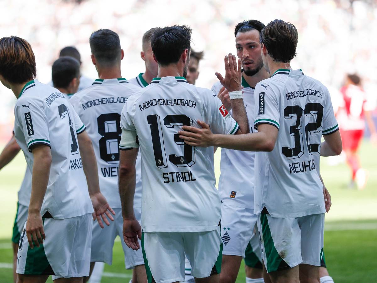 Das Tor von Borussia Mönchengladbach am Samstag (27. Mai 2023) beim Torjubel im Spiel gegen den FC Augsburg im Borussia-Park.