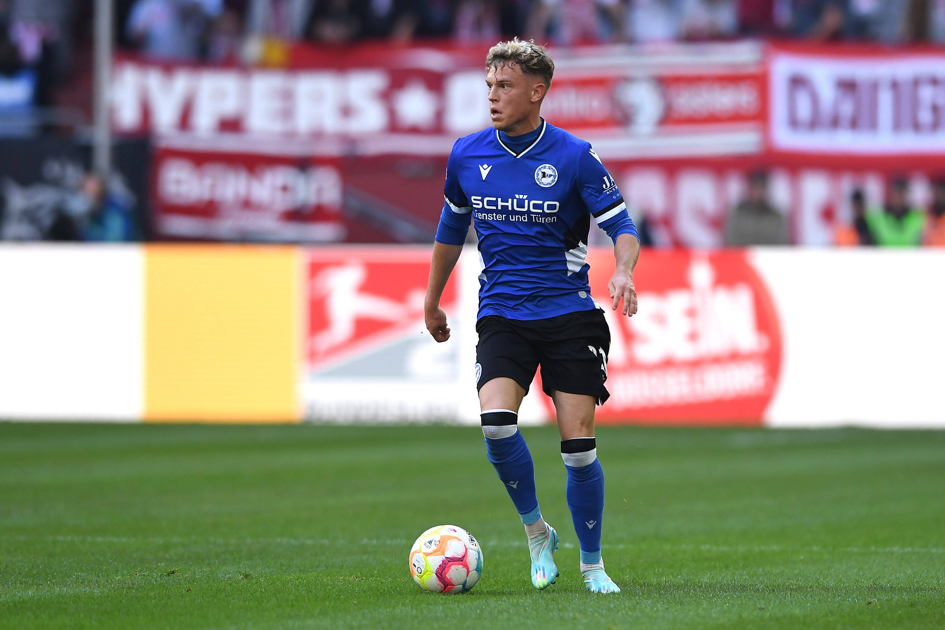 Robin Hack von Arminia Bielefeld im Zweitligaspiel bei Fortuna Düsseldorf am 1. Oktober 2022.