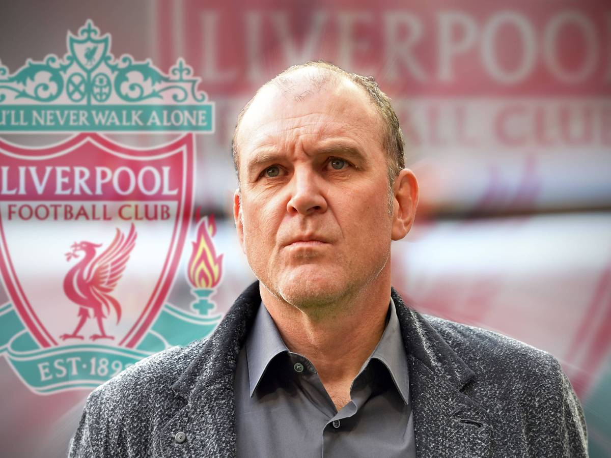 Diese Fotomontage zeigt Jörg Schmadtke als neuen Sportdirektor beim FC Liverpool. Der 59-Jährige hat zuvor auch schon beim 1. FC Köln als Manager gearbeitet. Zu sehen sind Schmadtke und das Vereinswappen des FC Liverpool.