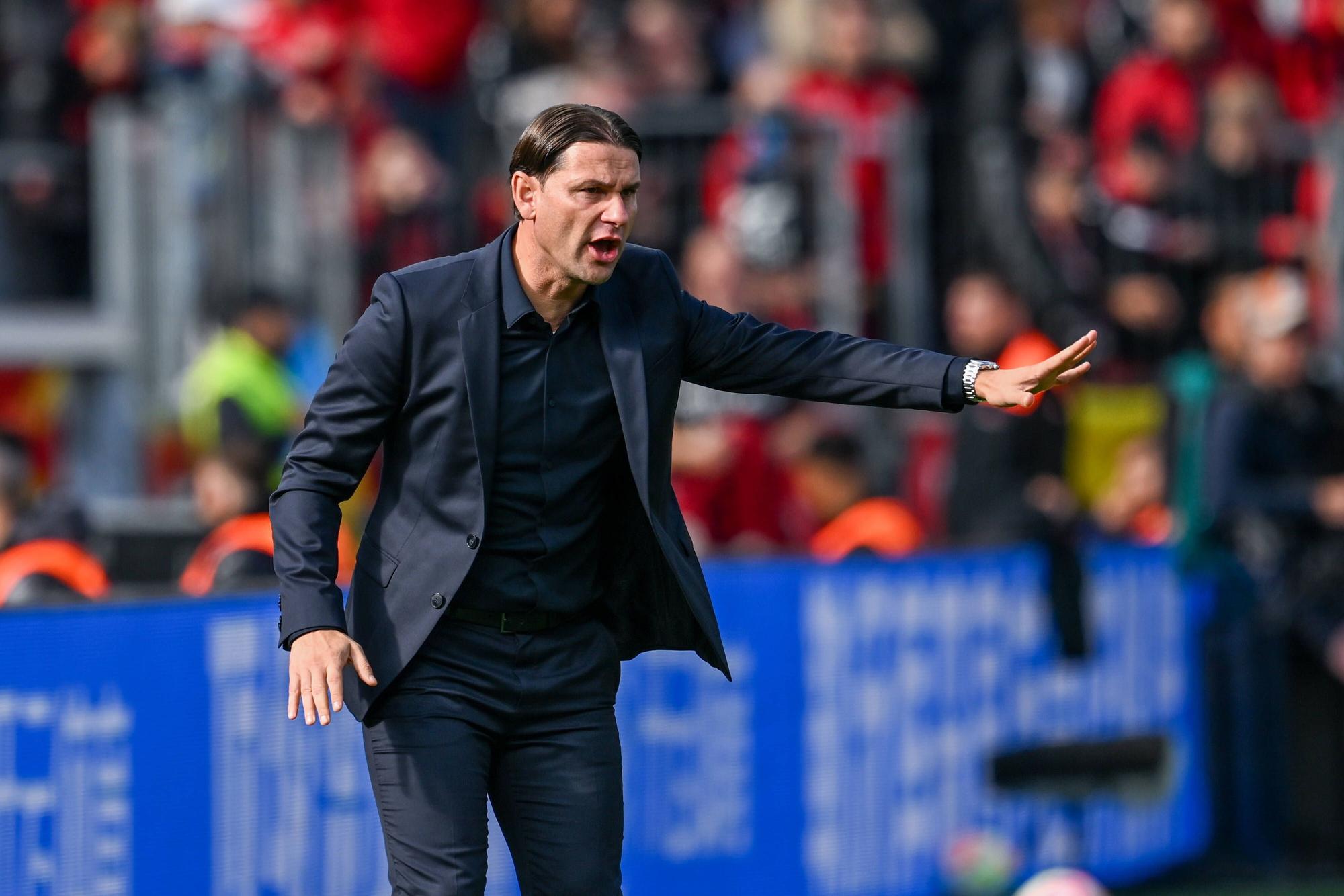 Gerardo Seoane beim Bundesliga-Spiel von Bayer Leverkusen gegen Werder Bremen am 17. September 2022.