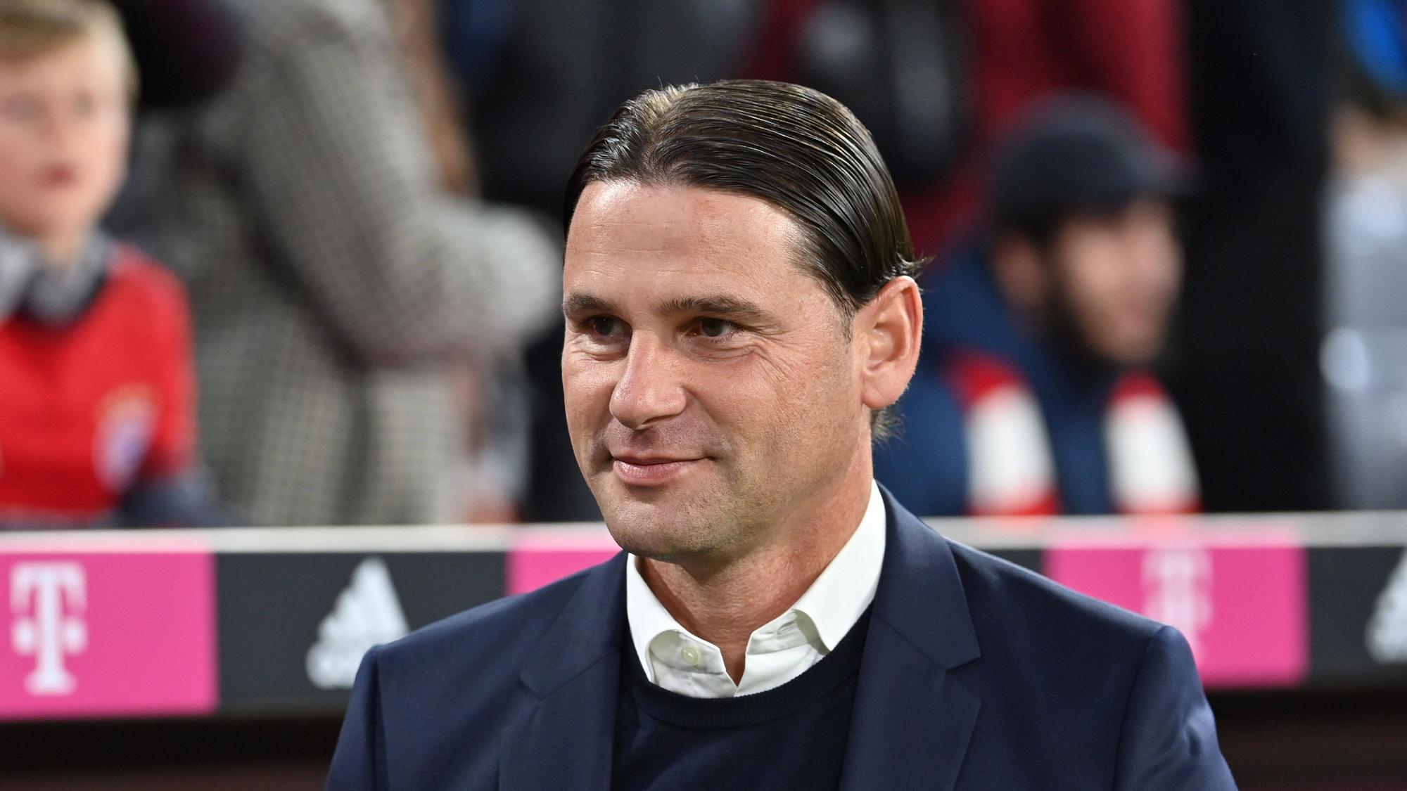 Gerardo Seoane beim Spiel von Bayer Leverkusen beim FC Bayern München am 30. September 2022.