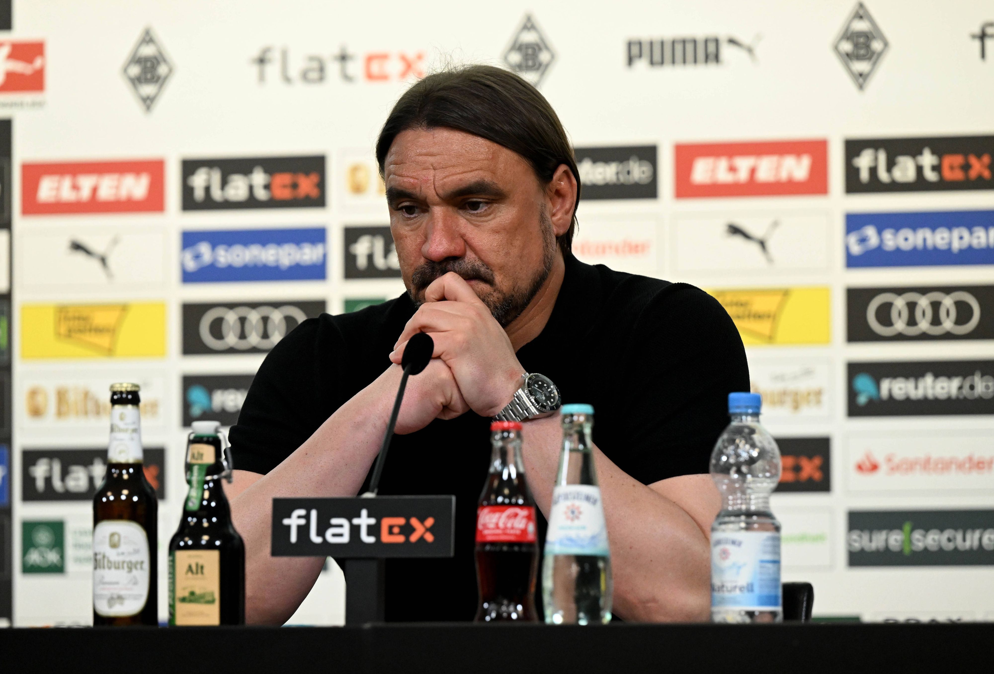 Daniel Farke nimmt nach dem Bundesliga-Spiel von Borussia Mönchengladbach gegen Union Berlin am 23. April 2023 an einer Pressekonferenz teil.