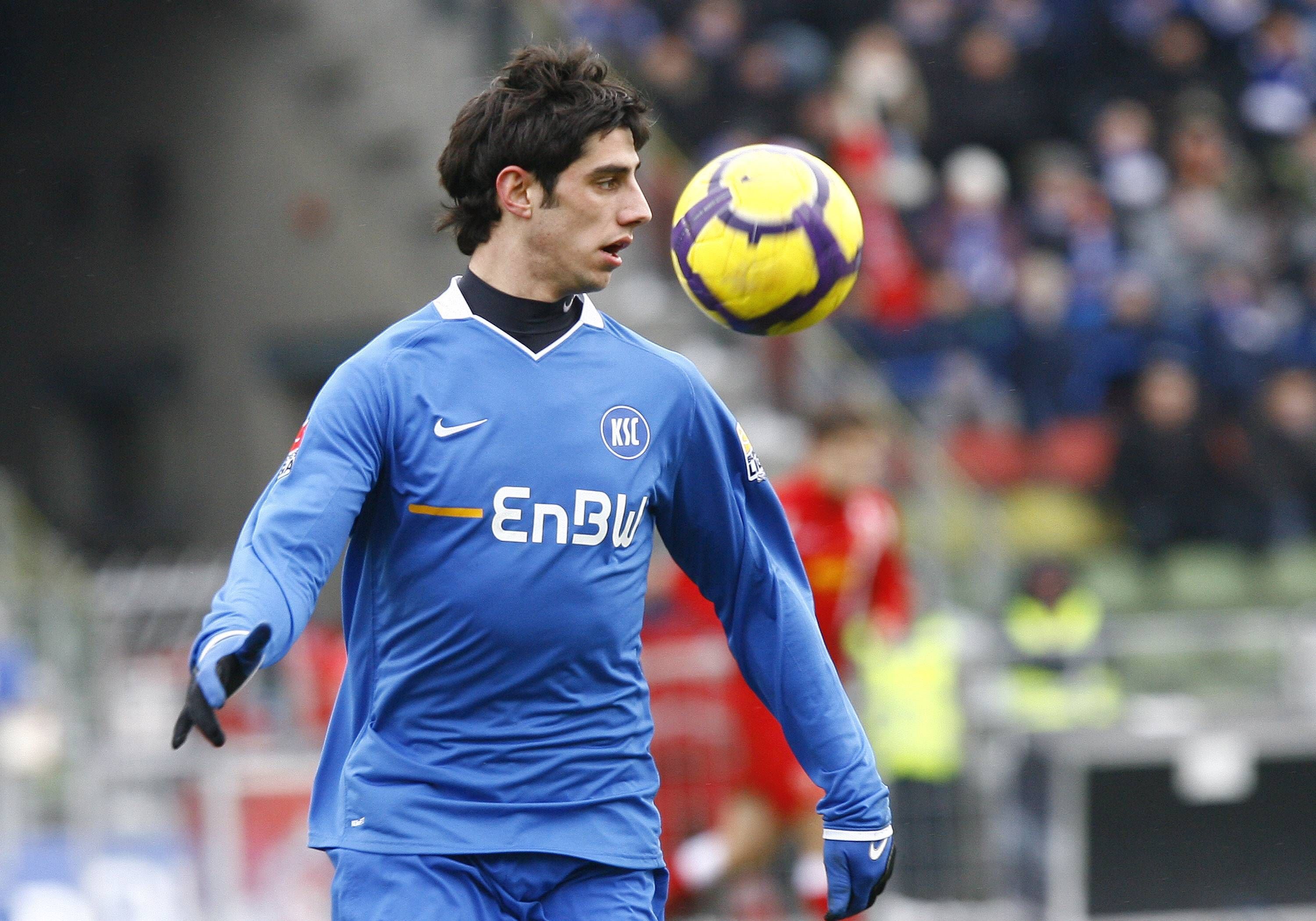 Lars Stindl am 13. Februar 2010 im Trikot des Karlsruher SC.