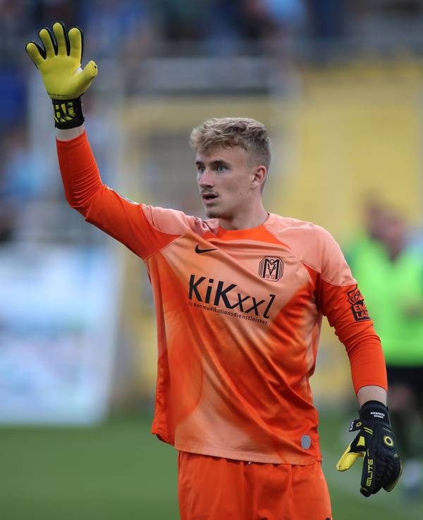 Jonas Kersken, hier am 9. August 2022 im Tor des SV Meppen, könnte erneut von Borussia Mönchengladbach verliehen werden. Im Raum steht ein Wechsel in die dritte Liga.