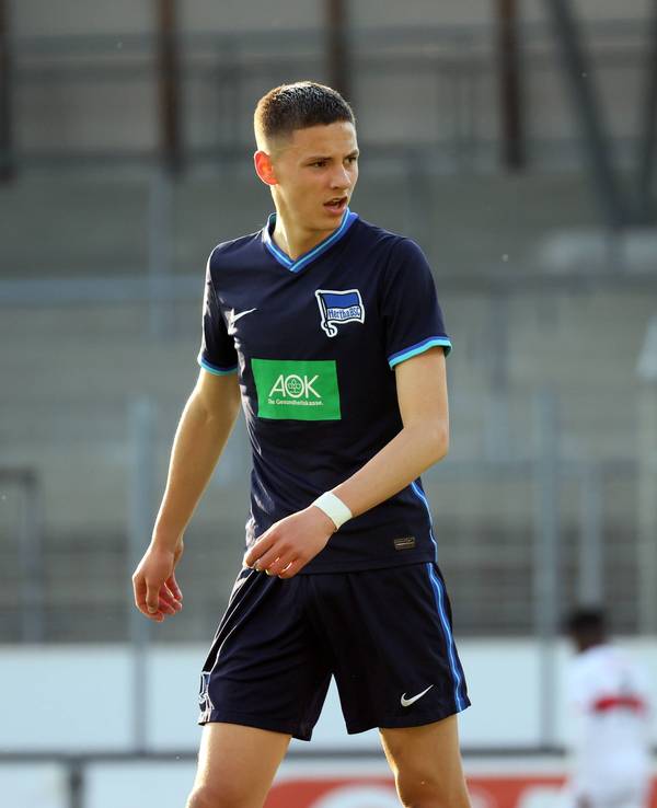 Bence Dárdai von Hertha BSC, hier am 27. April 2023 beim Spiel gegen den VfB Stuttgart, soll mehrere Interessenten auf den Plan gerufen haben. Unter ihnen soll auch Borussia Mönchengladbach sein.
