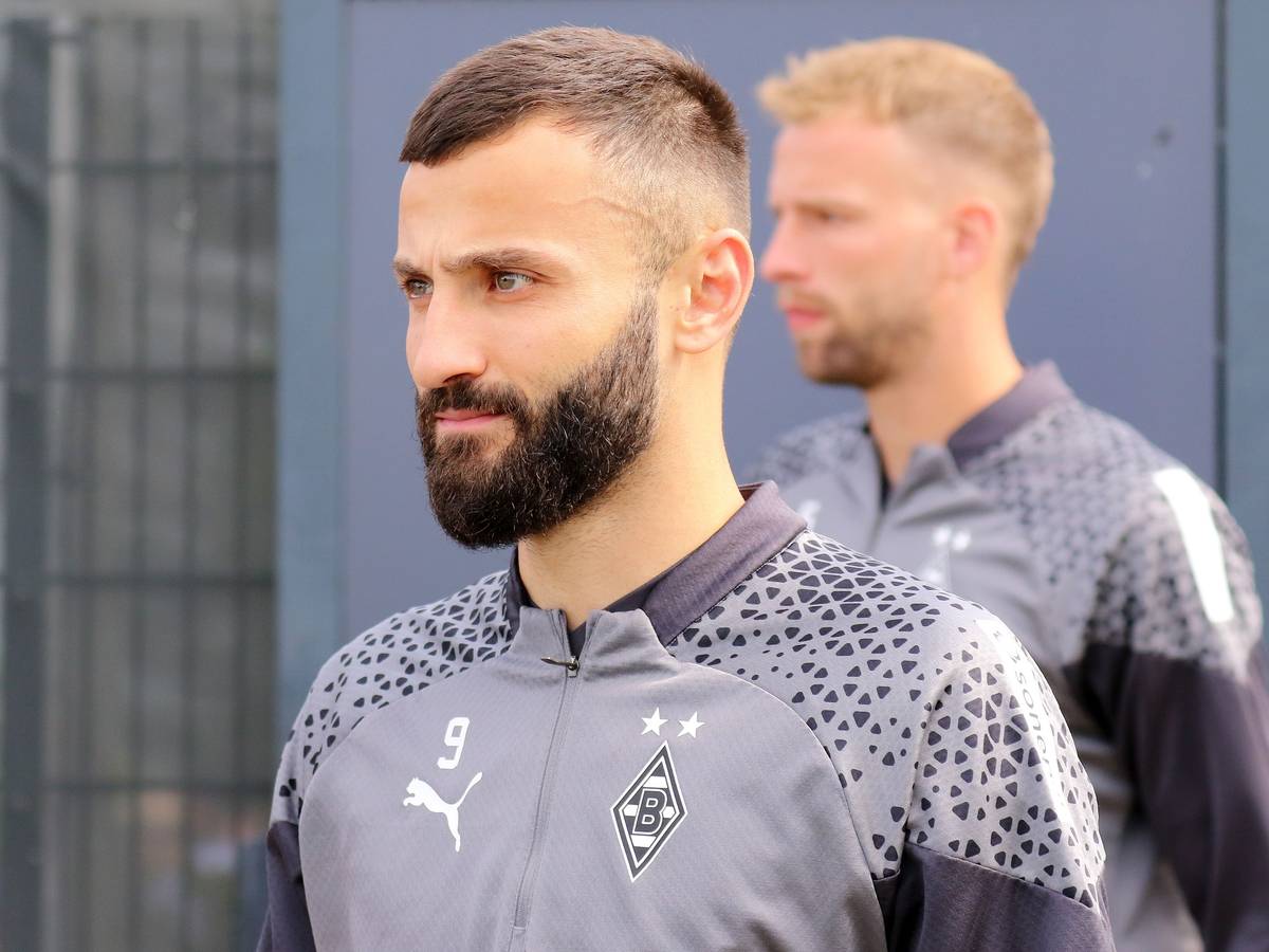 Franck Honorat, Neuzugang von Borussia Mönchengladbach, zeigte sich am Freitag (14. Juli 2023) erstmals den Fans auf dem Trainingsgelände im Borussia-Park.