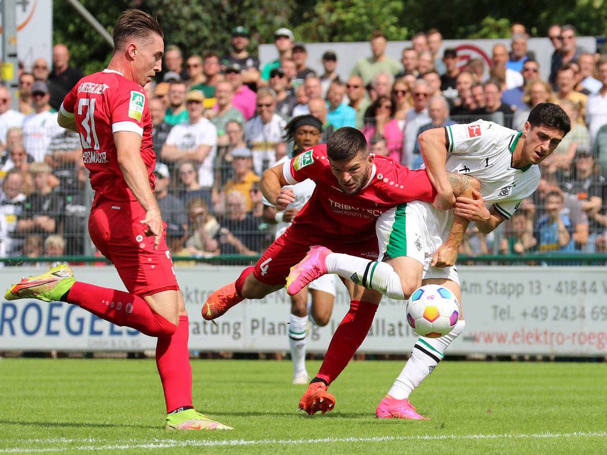 15.07.2023, Wegberg, GER, Fussball, Herren, BL, Saison 2023/2024, Borussia Moenchengladbach
Testspiel
FC Wegberg-Beeck vs. Bor. Mönchengladbach
Grant-Leon Ranos (Gladbach)