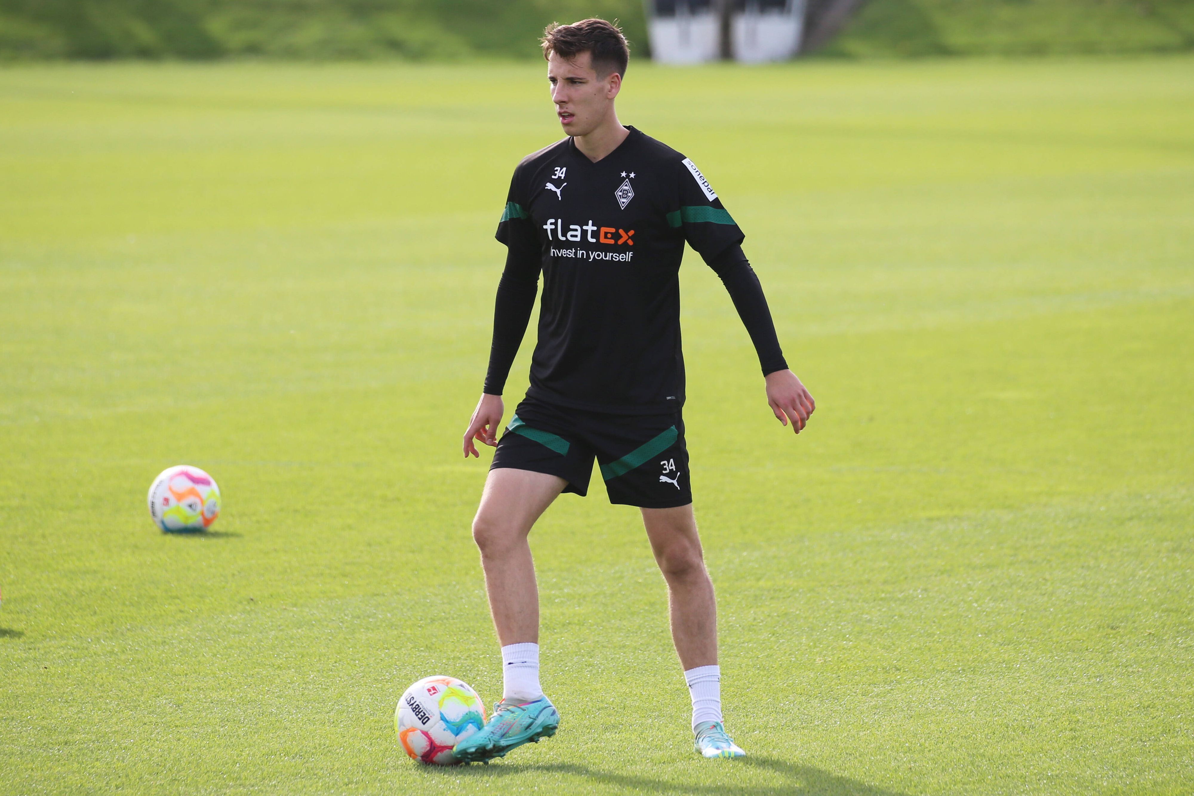 Conor Noß, hier bei einem Training von Borussia Mönchengladbach am 28. Oktober 2022 im Borussia-Park.