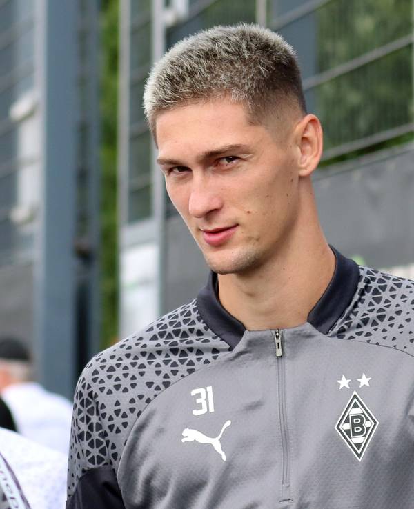 Tomas Cvancara, hier am 17. Juli 2023 bei seiner ersten Trainingseinheit mit dem Team von Borussia Mönchengladbach auf dem Trainingsplatz im Borussia-Park.