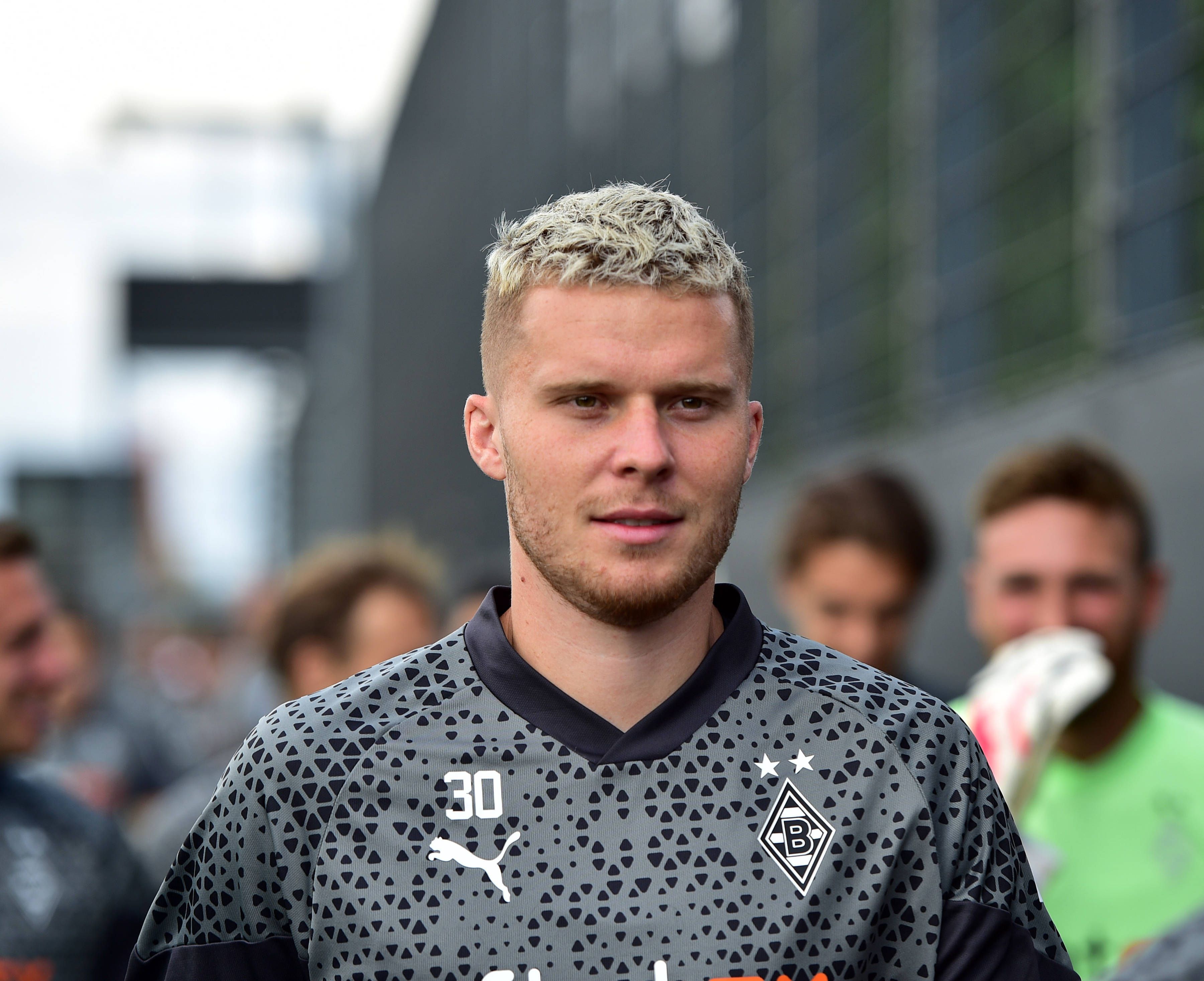 Nico Elvedi von Borussia Mönchengladbach, hier am 17. Juli 2023 bei einer Trainingseinheit im Borussia-Park, könnte Borussia Mönchengladbach.