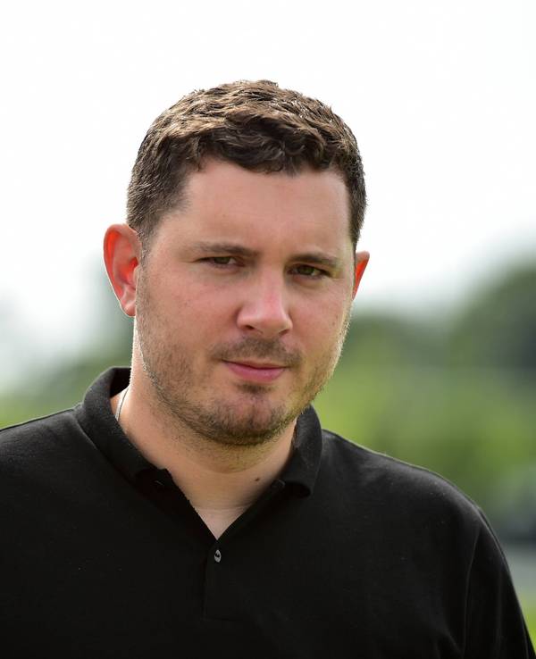 Nils Schmadtke, hier am 14. Juli 2023 beim Training von Borussia Mönchengladbach, verstärkt das Team ab der Saison 2023/24 als Sportdirektor Lizenz.
